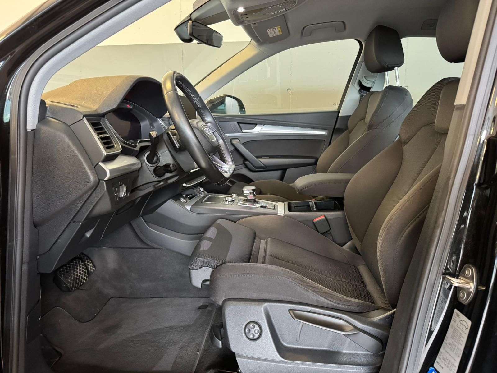 Audi Q5 40 TDI (8)