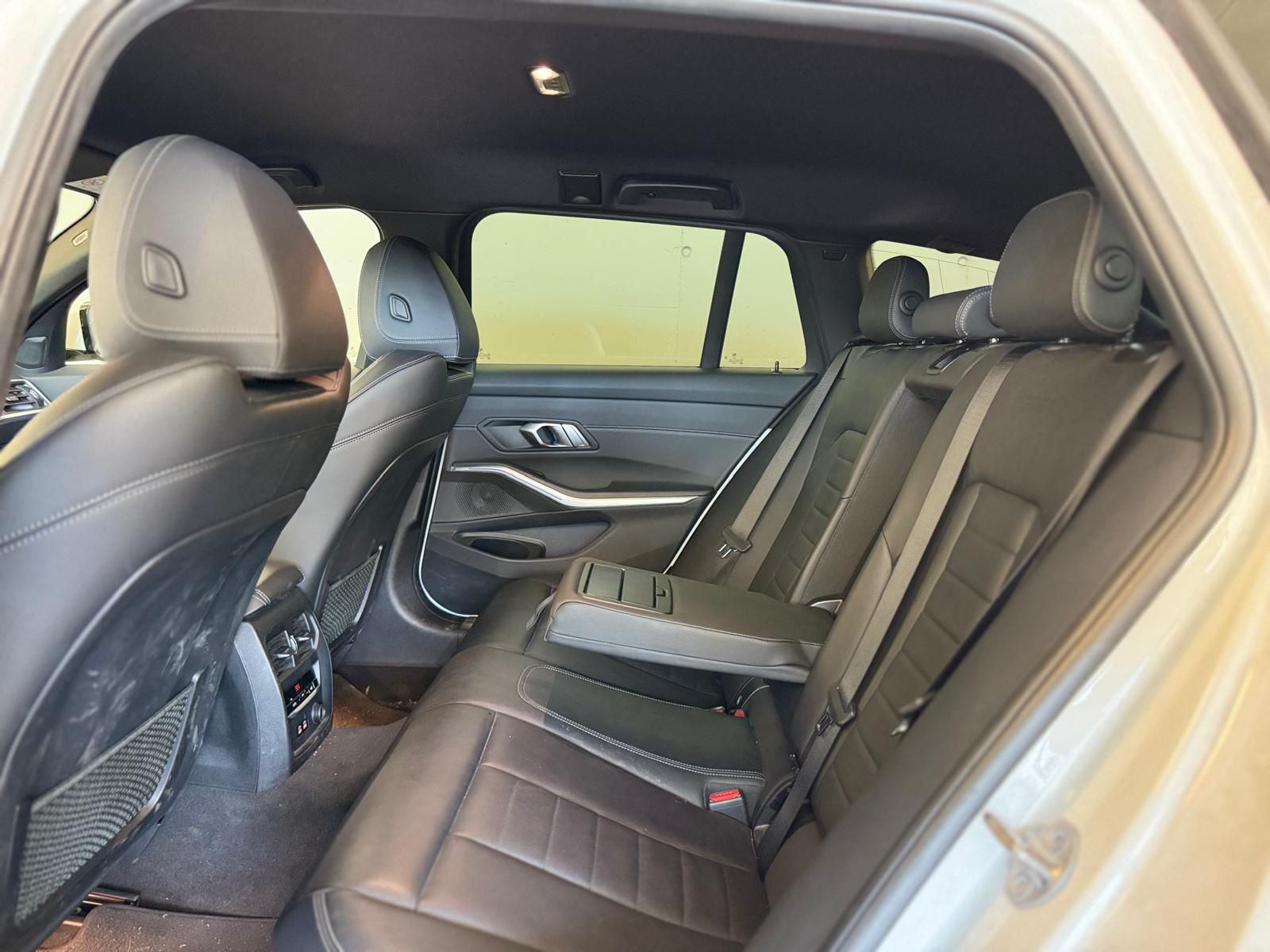 BMW 320D Msport XDrive (11)