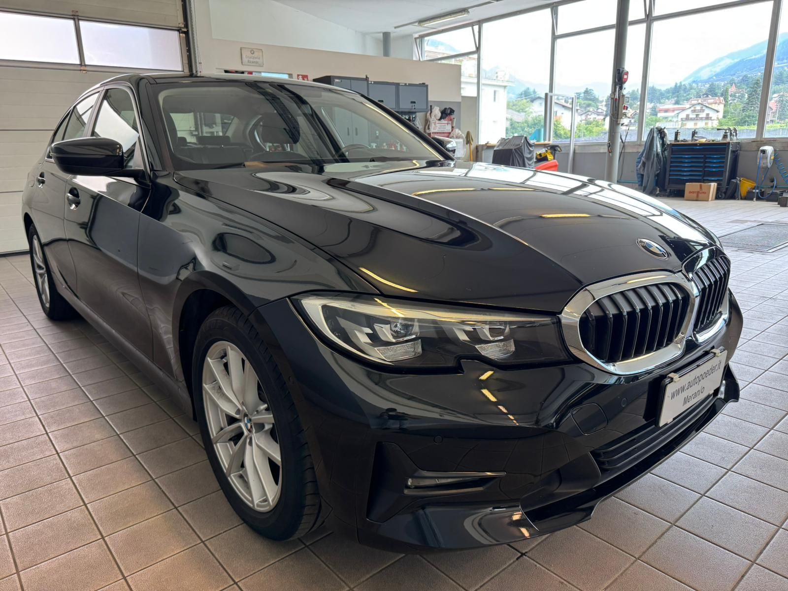 BMW 320D Xdrive (2)