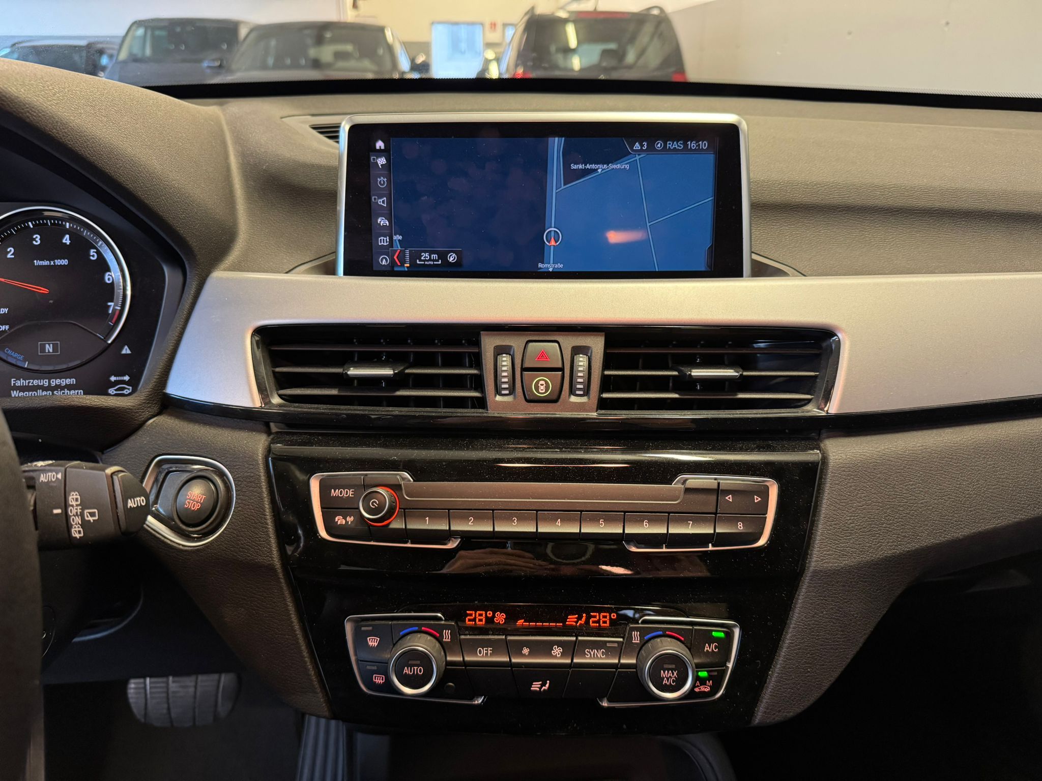 bmw x1 hybrit e grau (11)