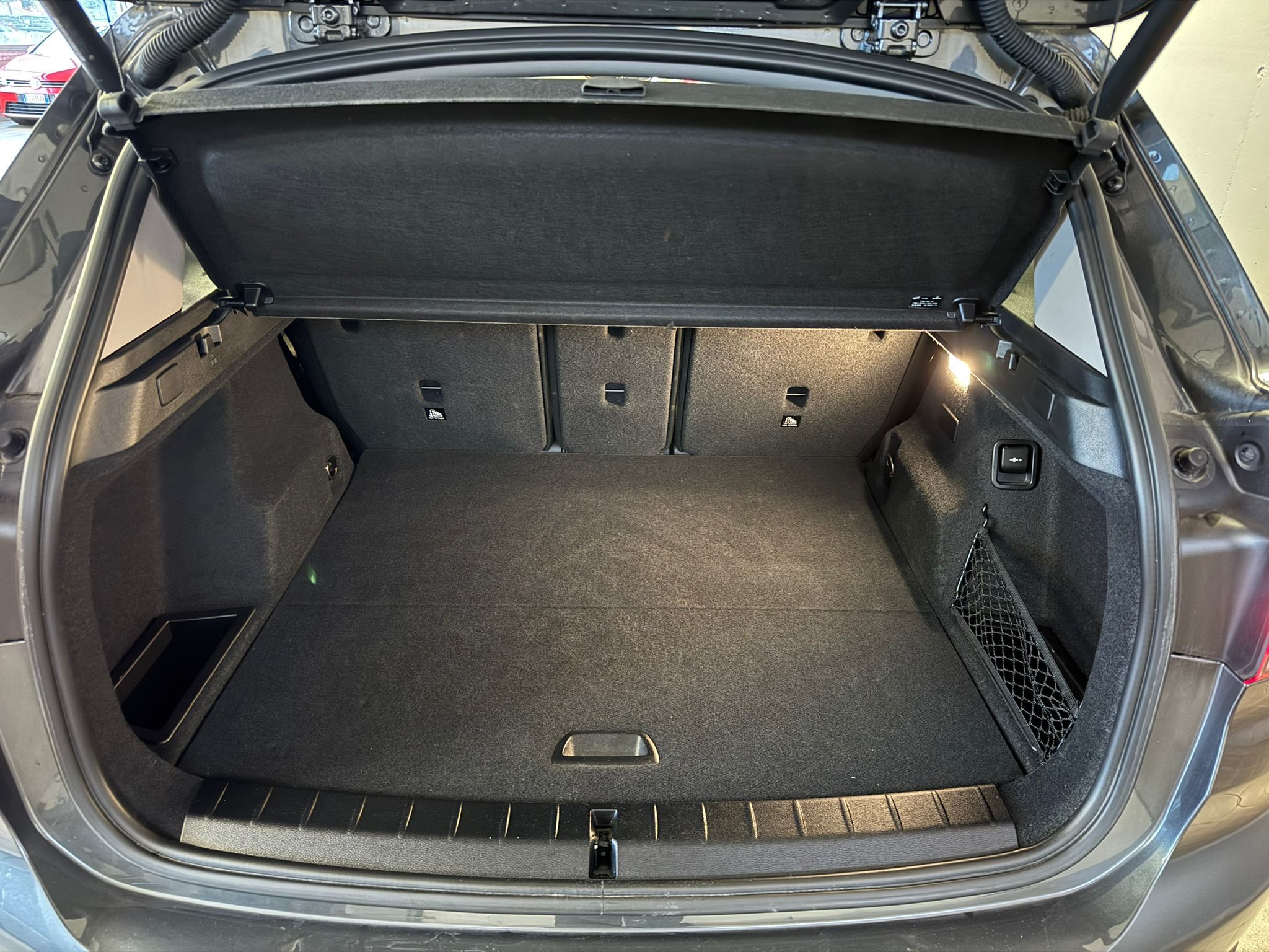 bmw x1 hybrit e grau (15)