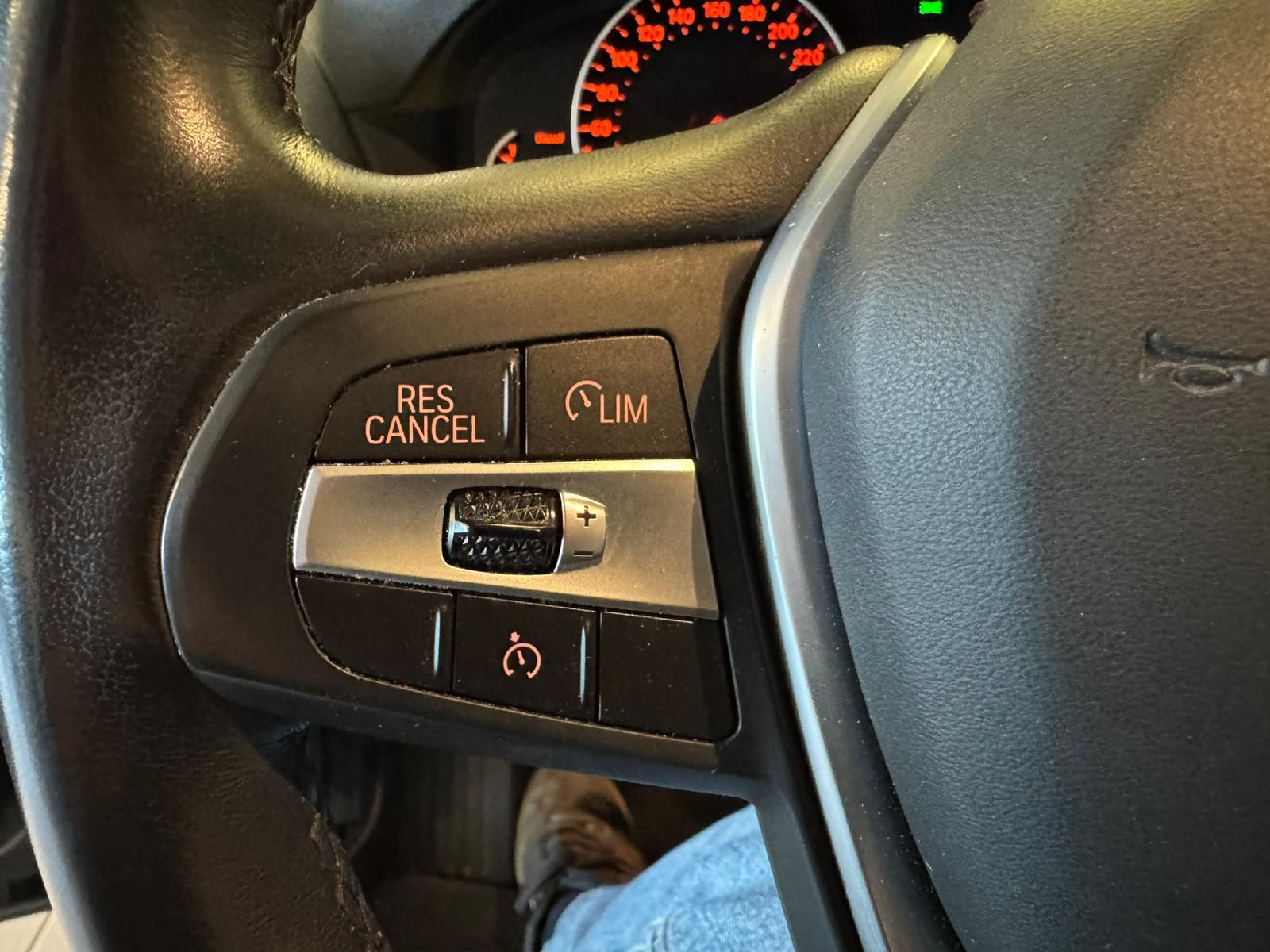 BMW X320 D Xdrive Schwarz (12)