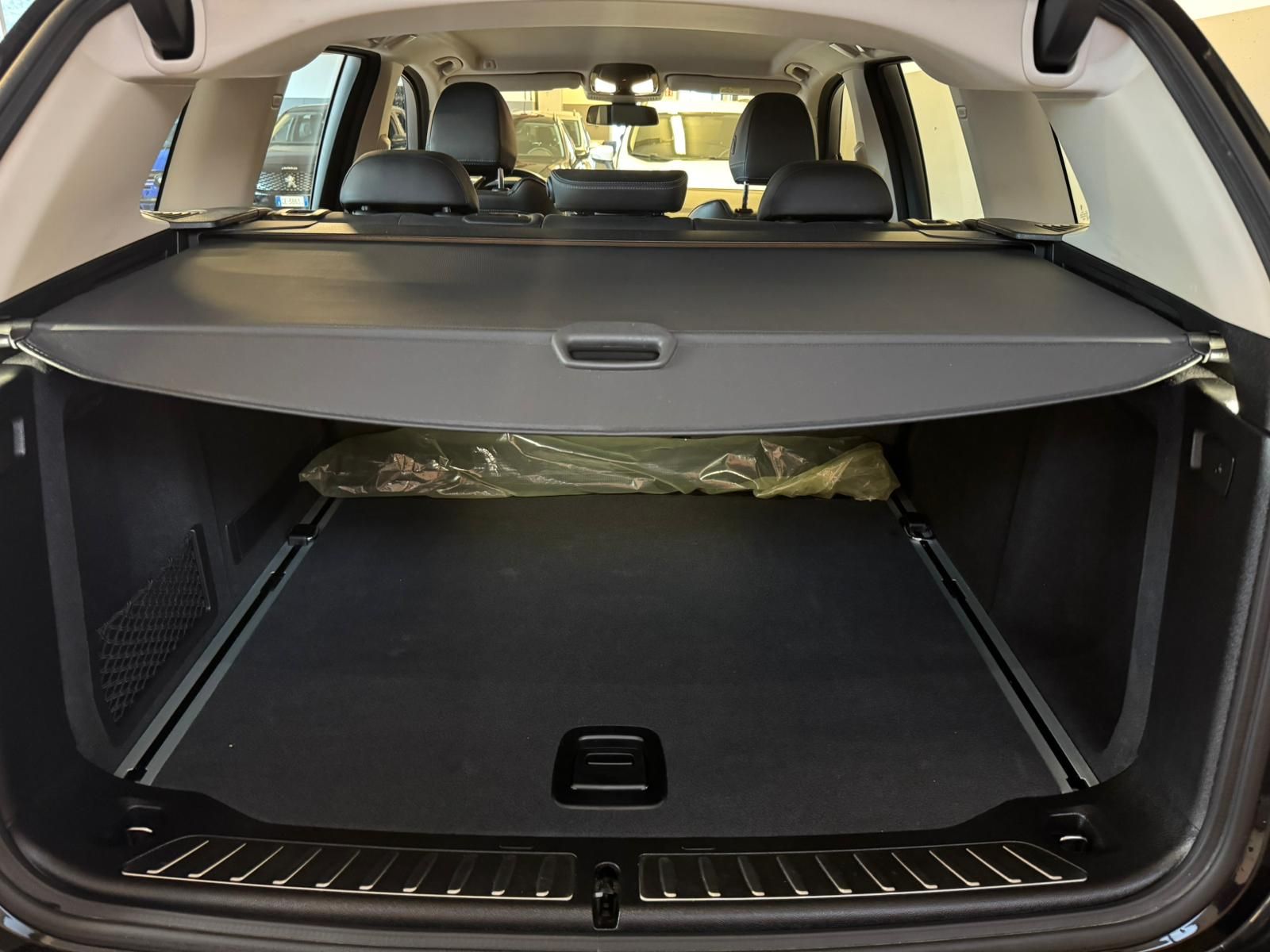 BMW X320 D Xdrive Schwarz (17)