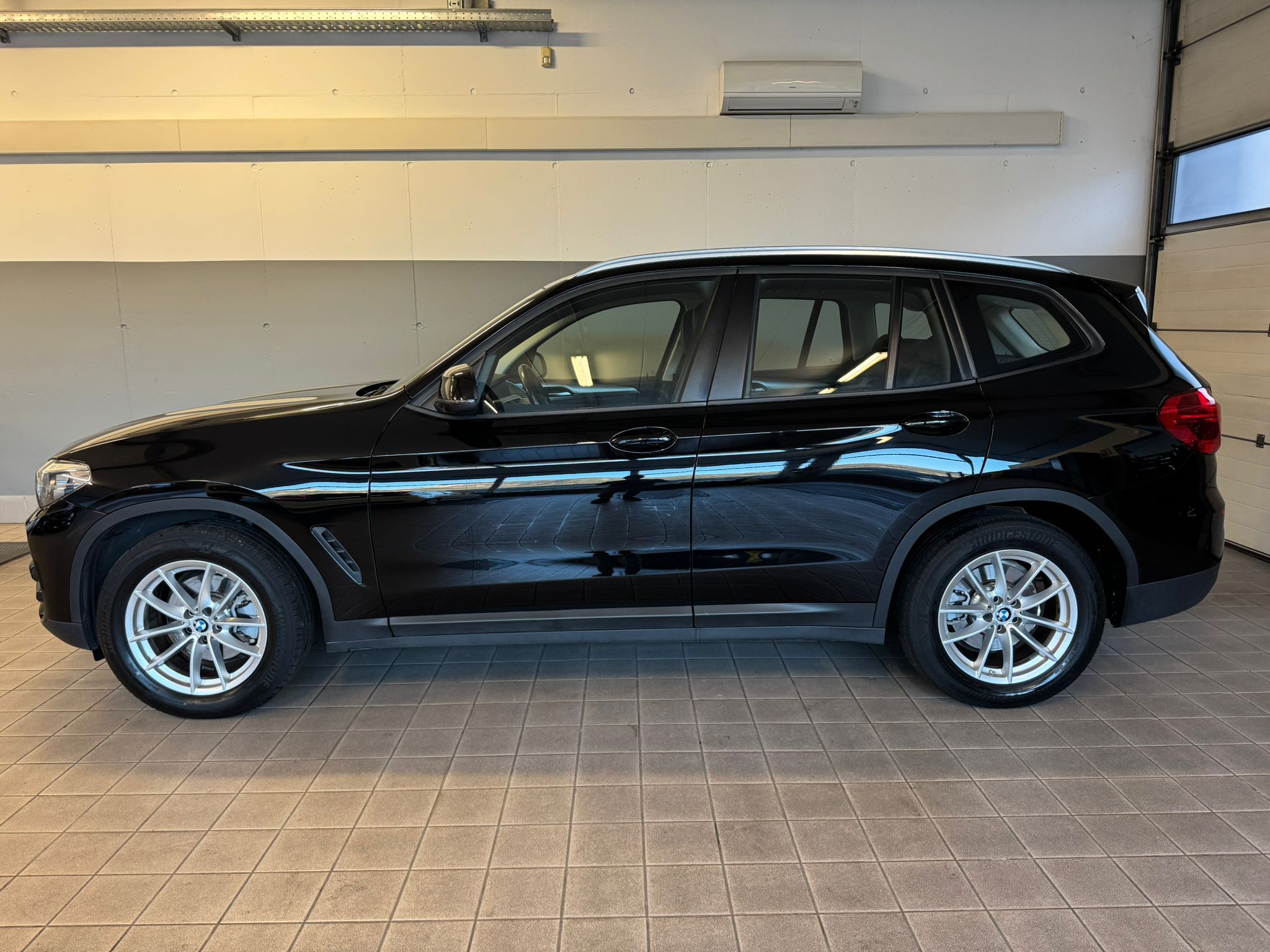 BMW X320 D Xdrive Schwarz (5)