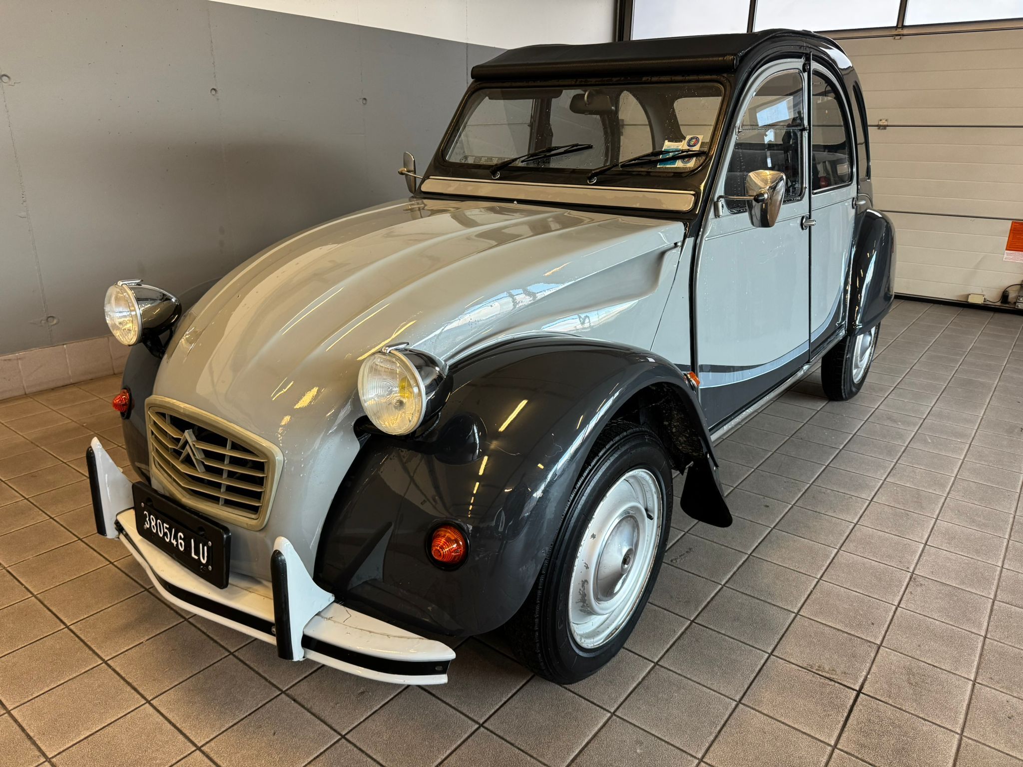 Citroen 2CV 1