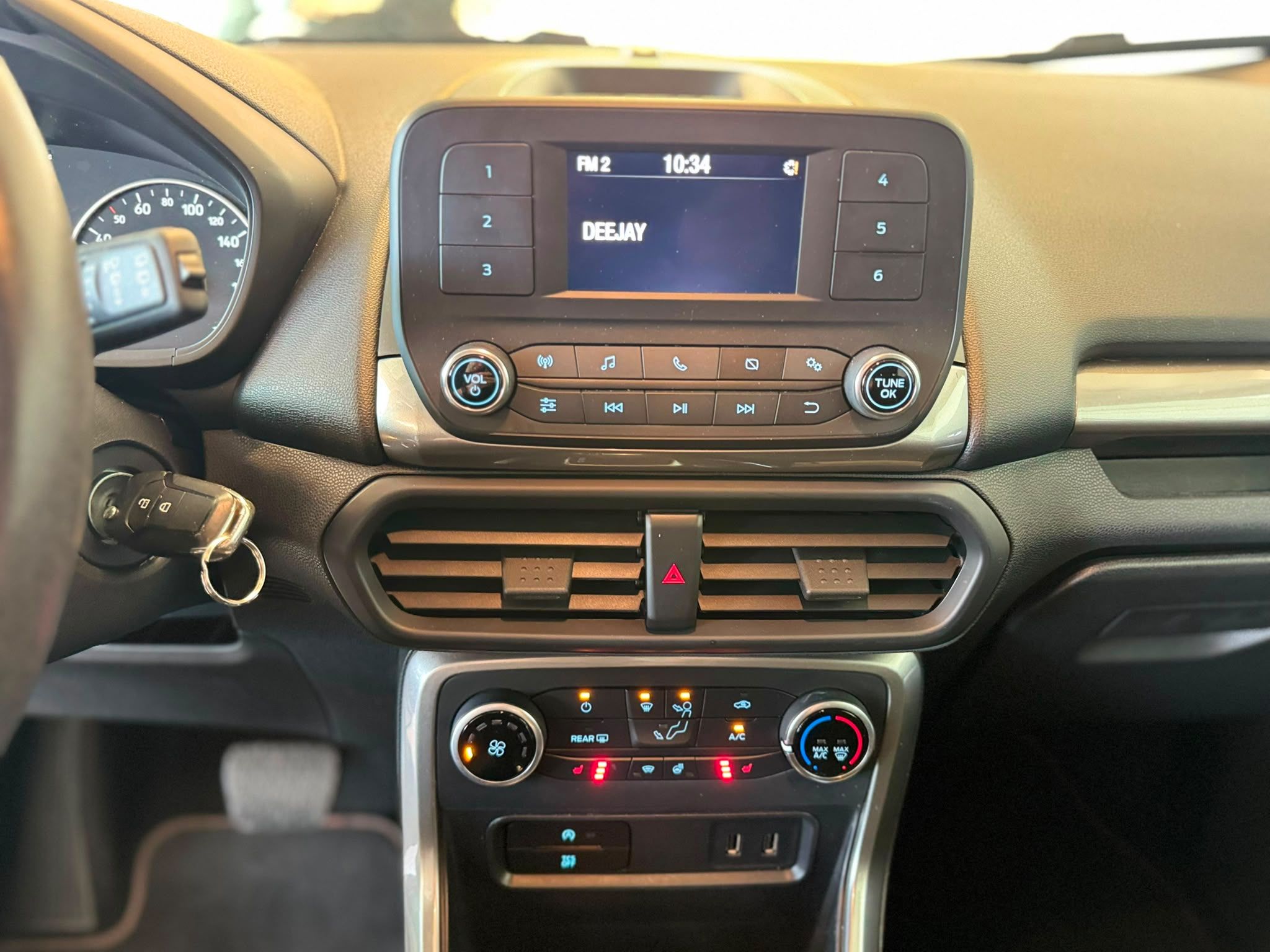 ecosport automatik ahk weiss (7)