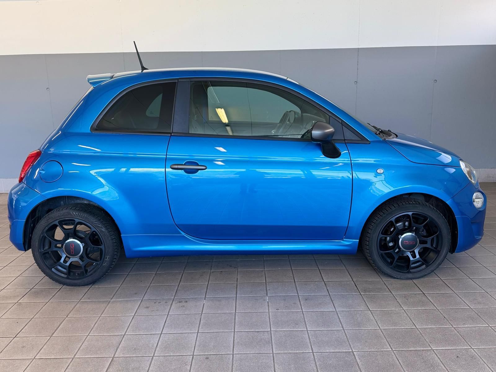 Fiat 500 S 1.2 Blau (9)