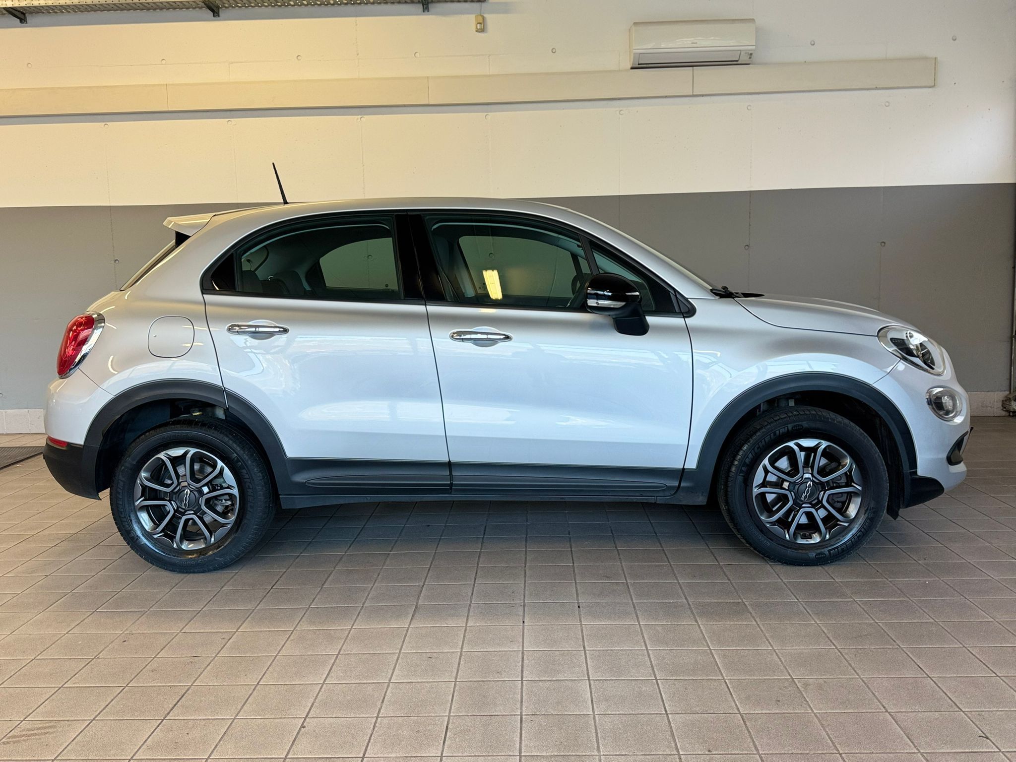 fIAT 500X SILBER 1 (7)
