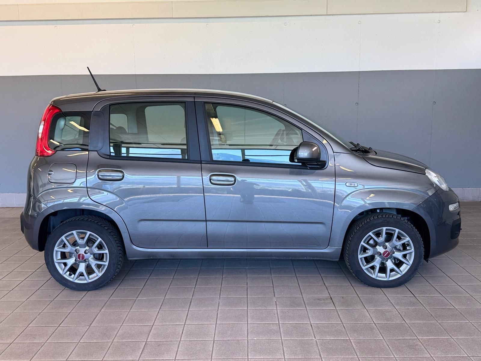 Fiat Panda 1.2 Antrazit 15000 km (7)