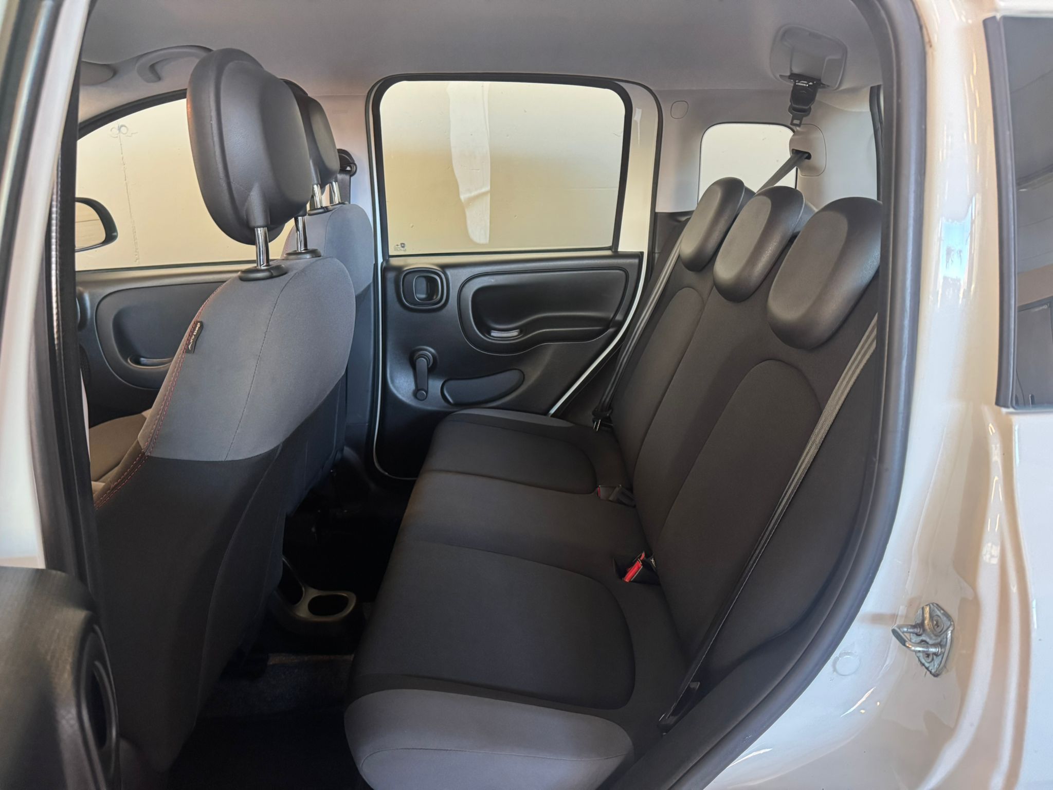 Fiat Panda 4x4 diesel weiss (10)