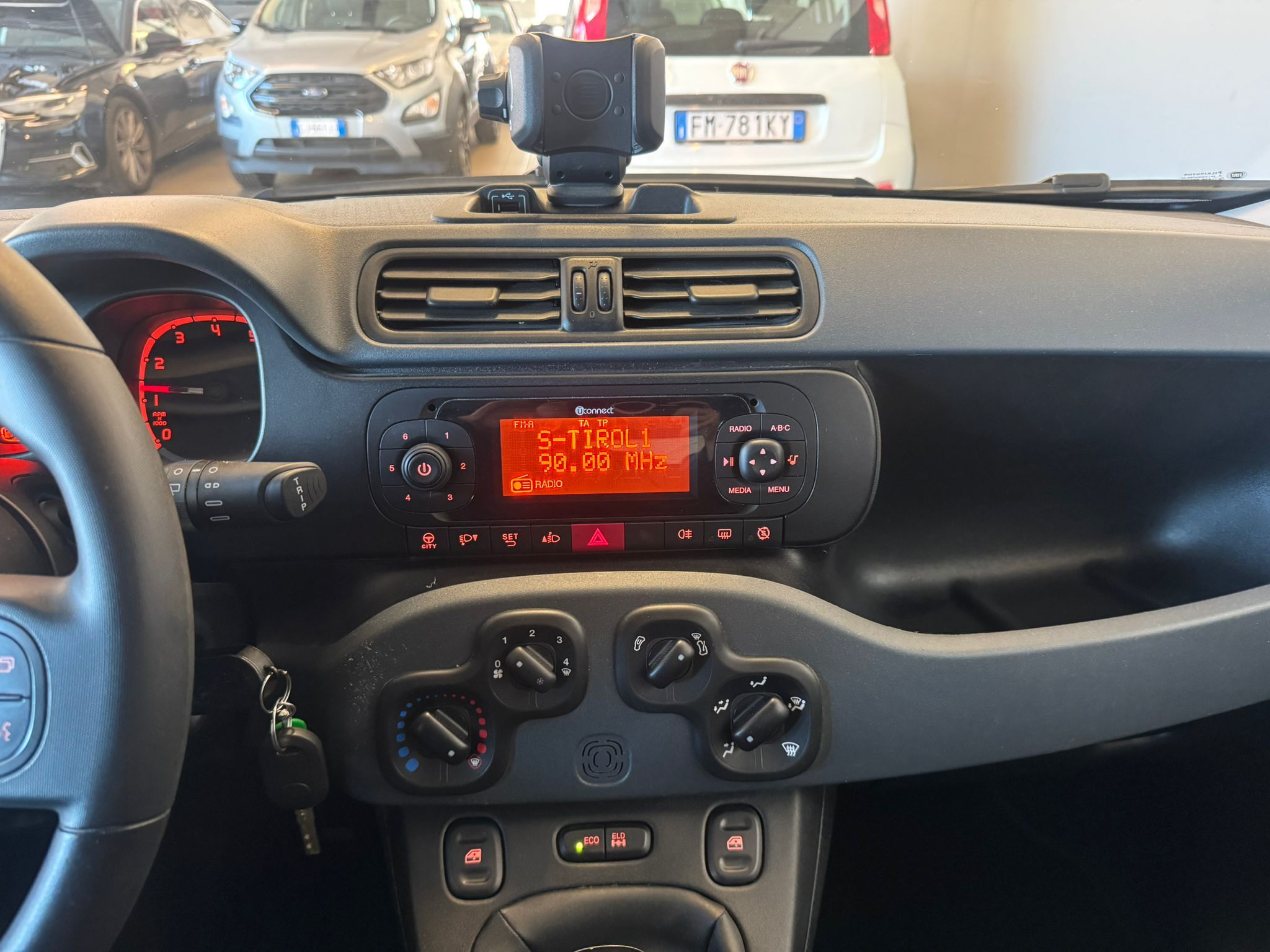 Fiat Panda 4x4 maus grau 900 (11)