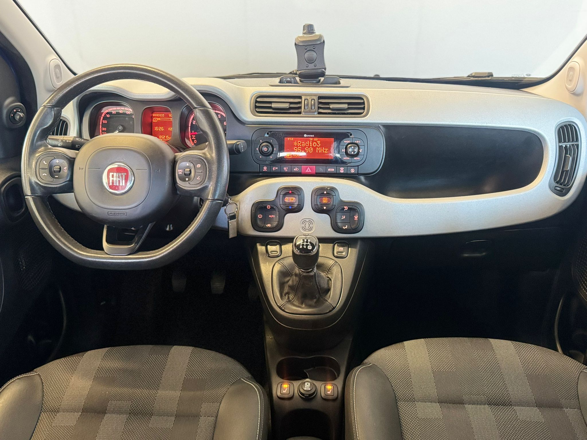 Fiat Panda Blau CityCross (14)