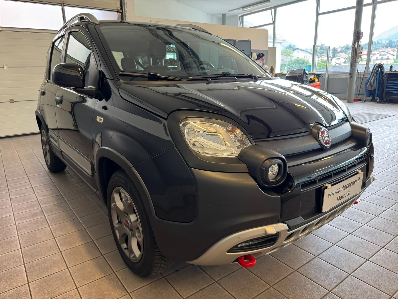 Fiat Panda City Cross Schwarz (2)