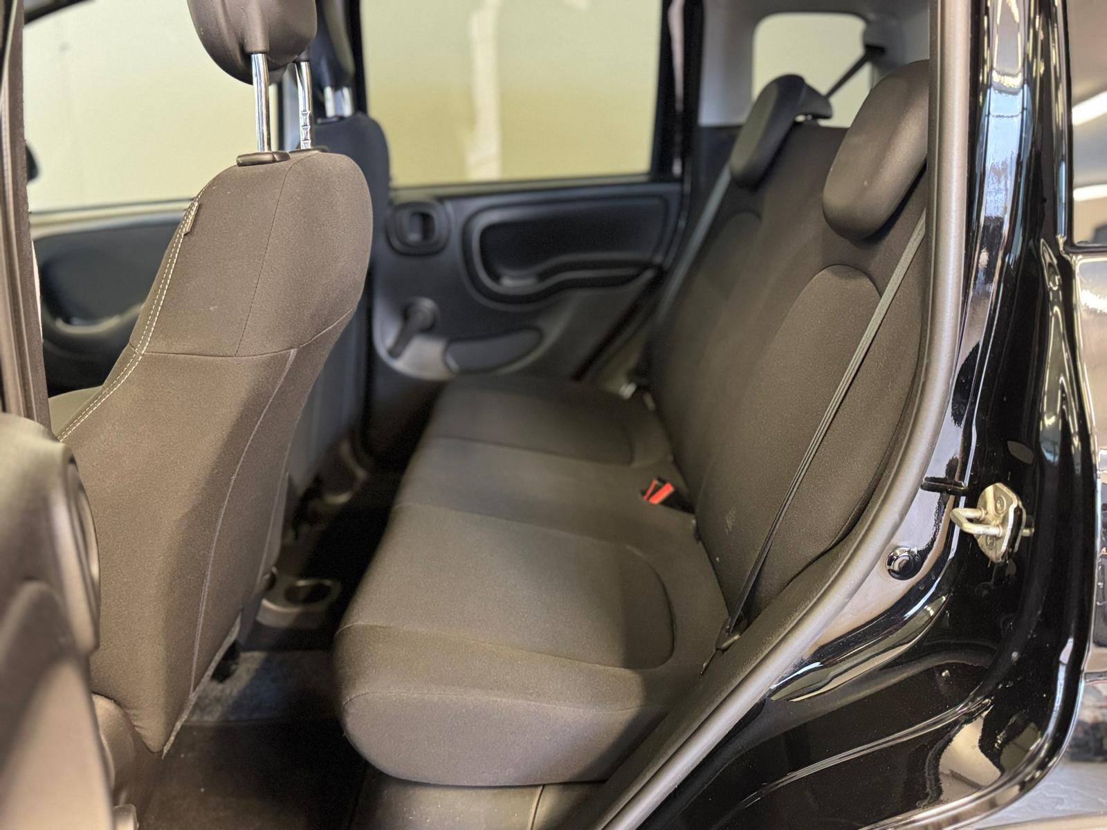 Fiat Panda Cross Waze 1 (11)