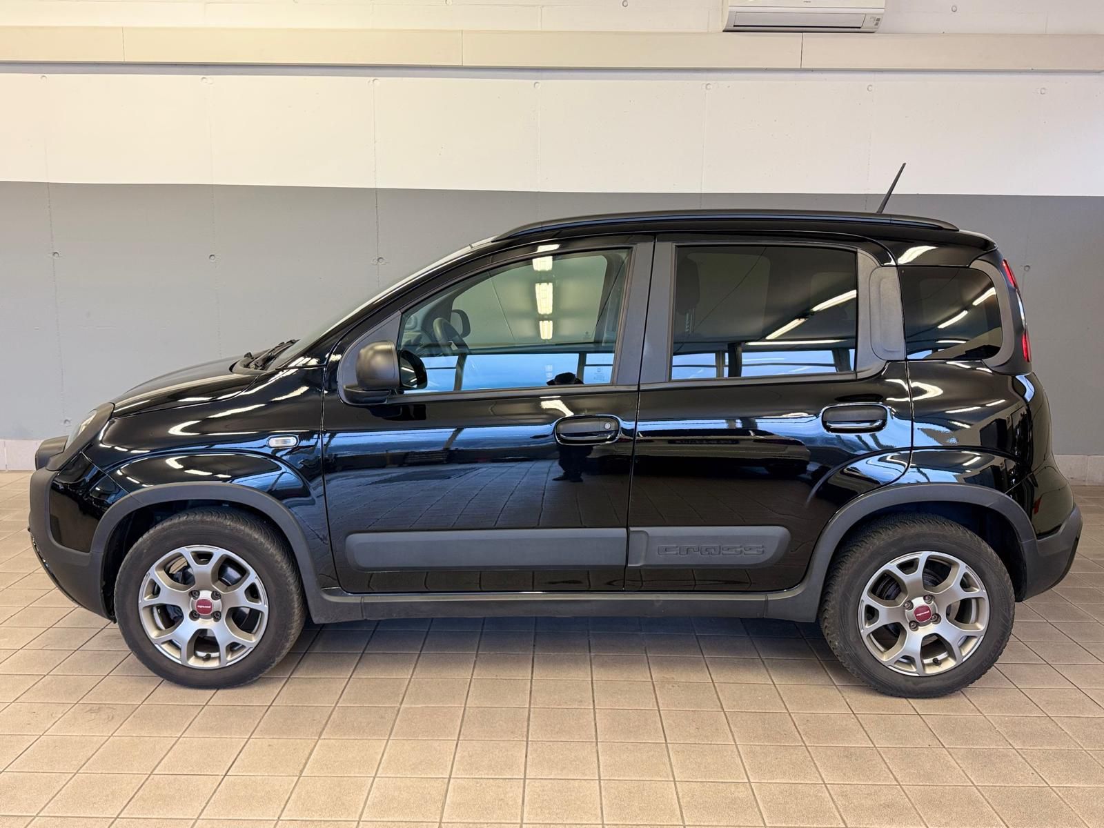 Fiat Panda Cross Waze 1 (8)