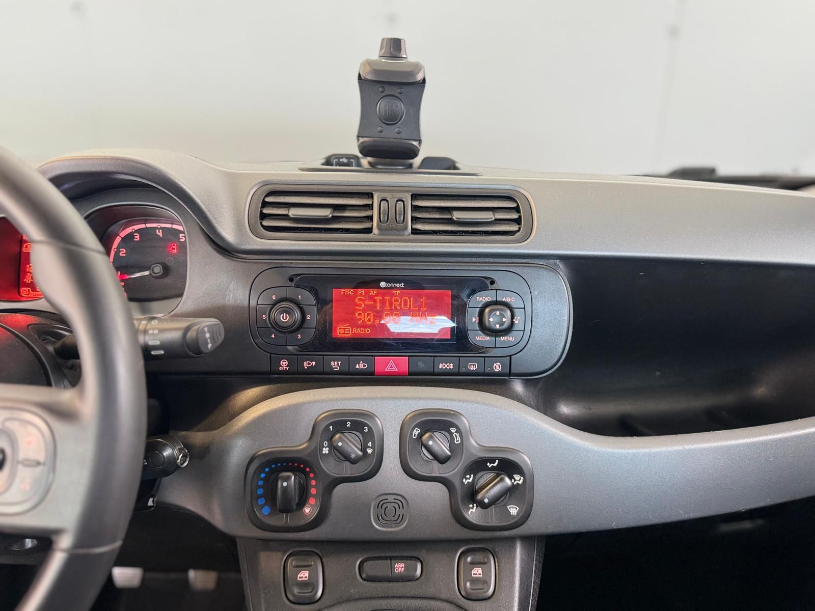 fIAT pANDA wAZE GRAU (12)
