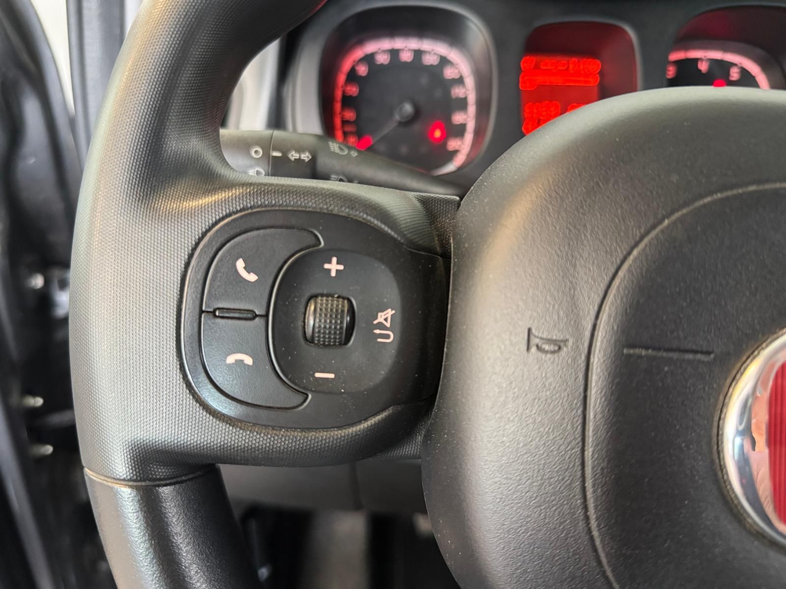 fIAT pANDA wAZE GRAU (14)