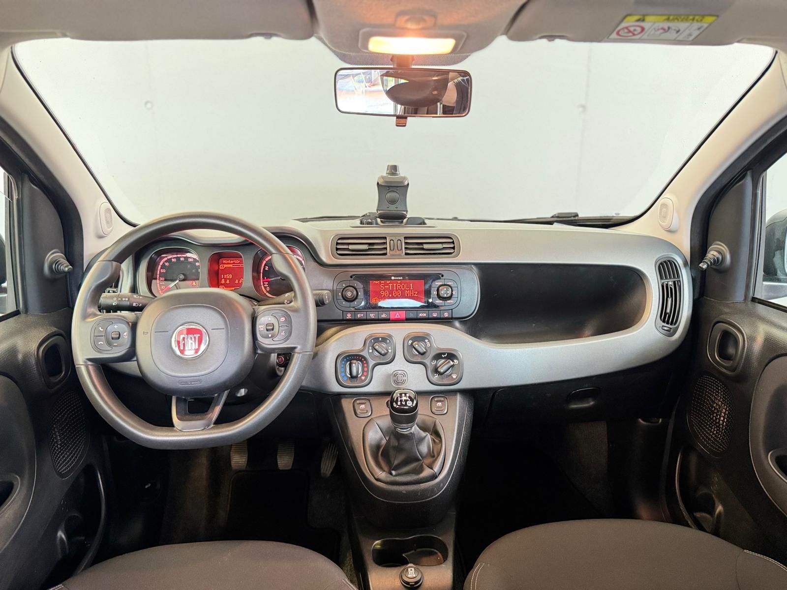 fIAT pANDA wAZE GRAU (15)