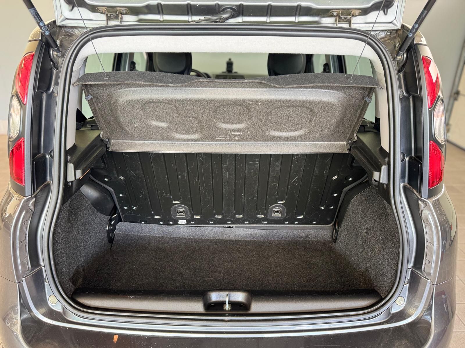 fIAT pANDA wAZE GRAU (16)
