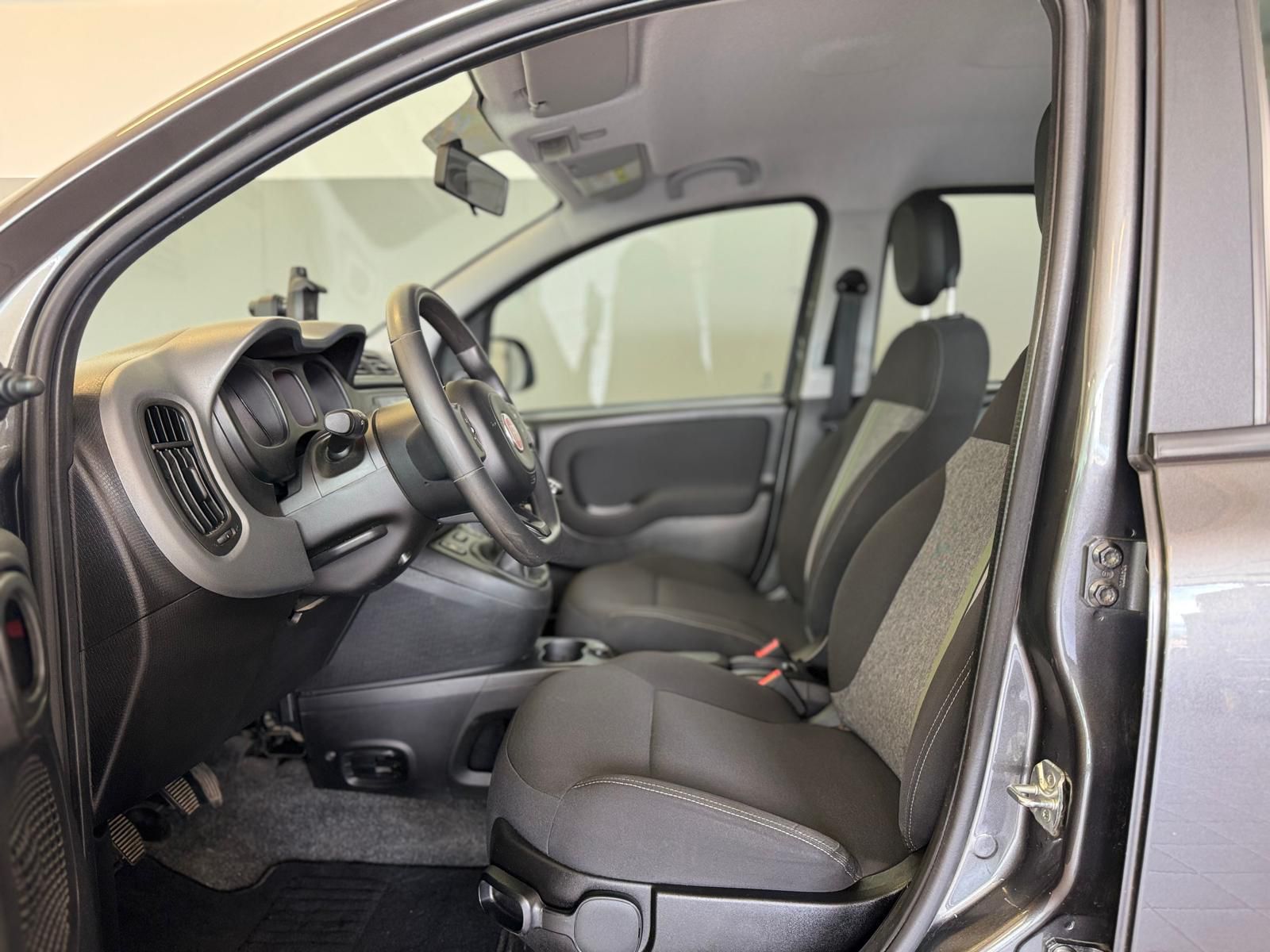 fIAT pANDA wAZE GRAU (9)
