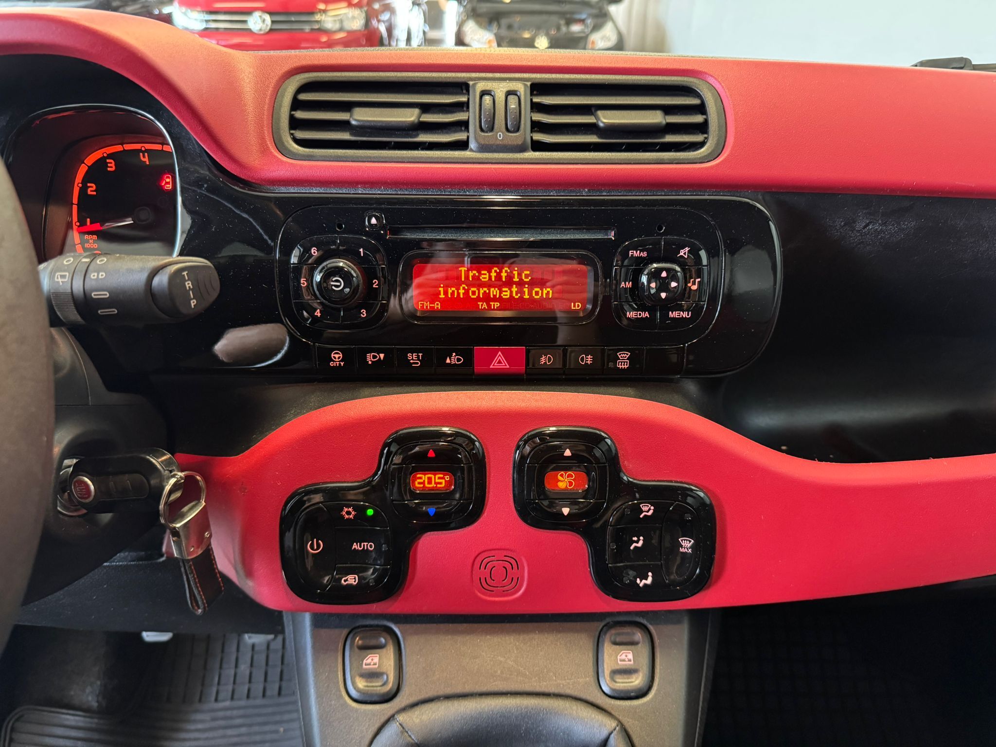 Fiat Panda Weiss (10)