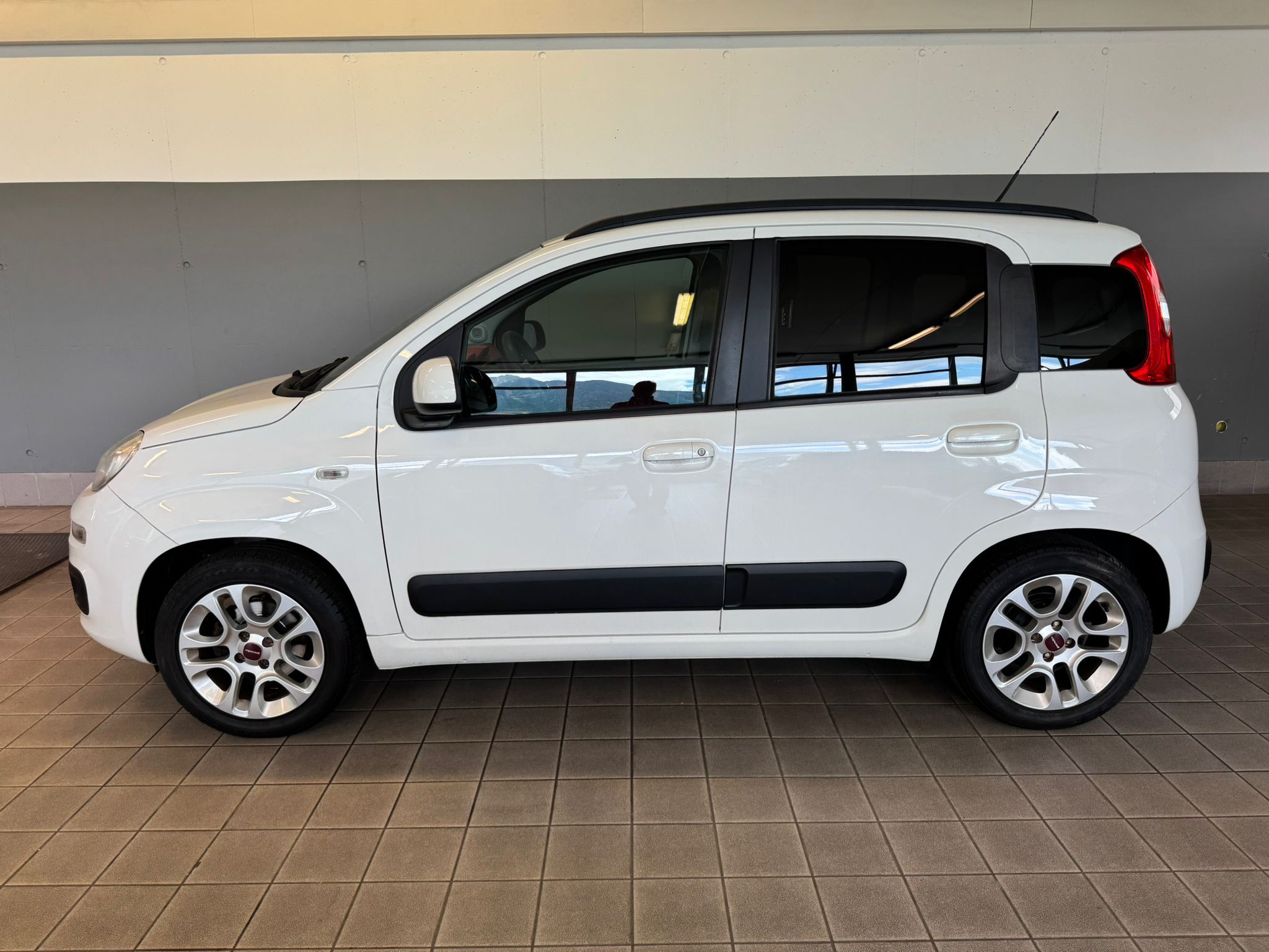 Fiat Panda Weiss (5)