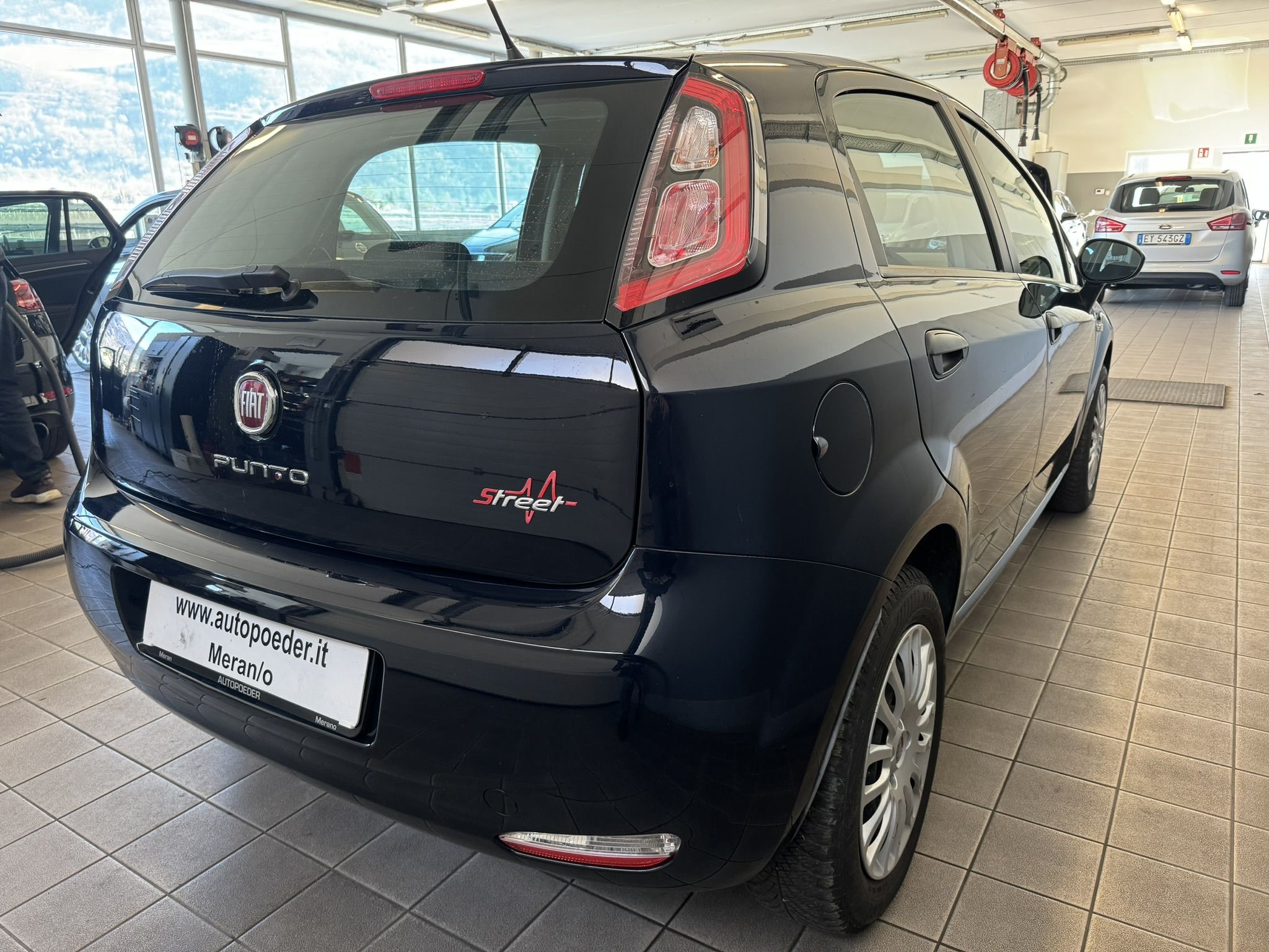 Fiat Punto 1.2 Dunkelblau (3)
