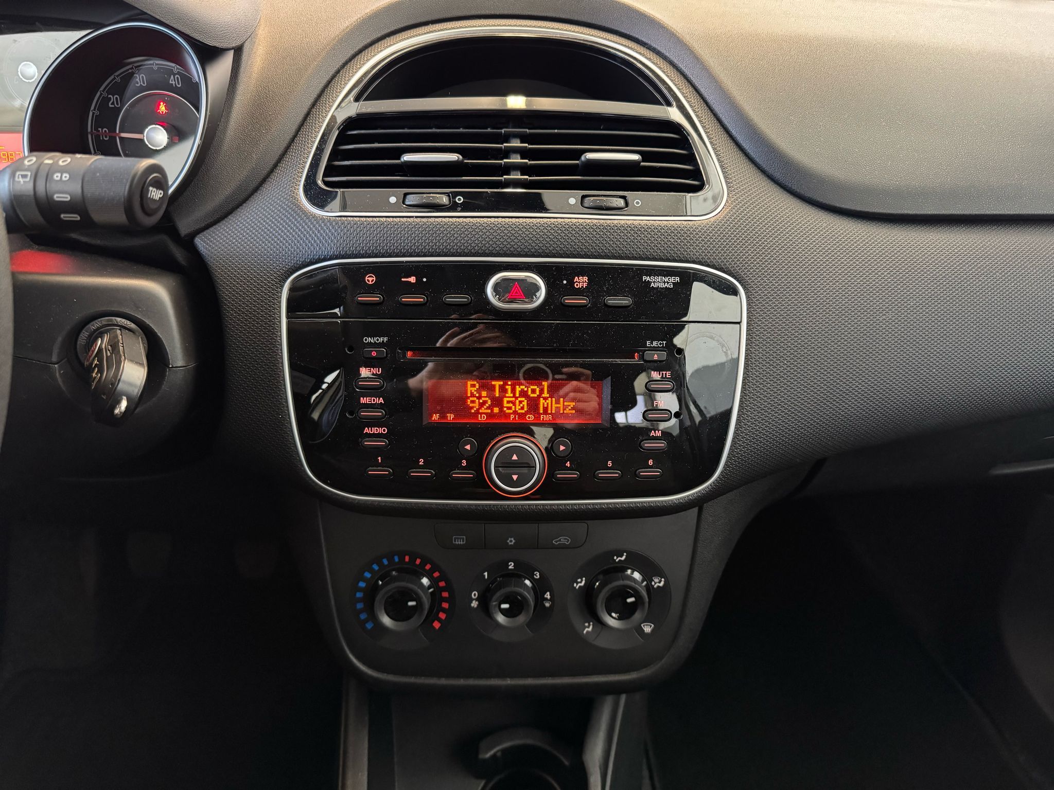 Fiat Punto 1.2 Weiss (11)