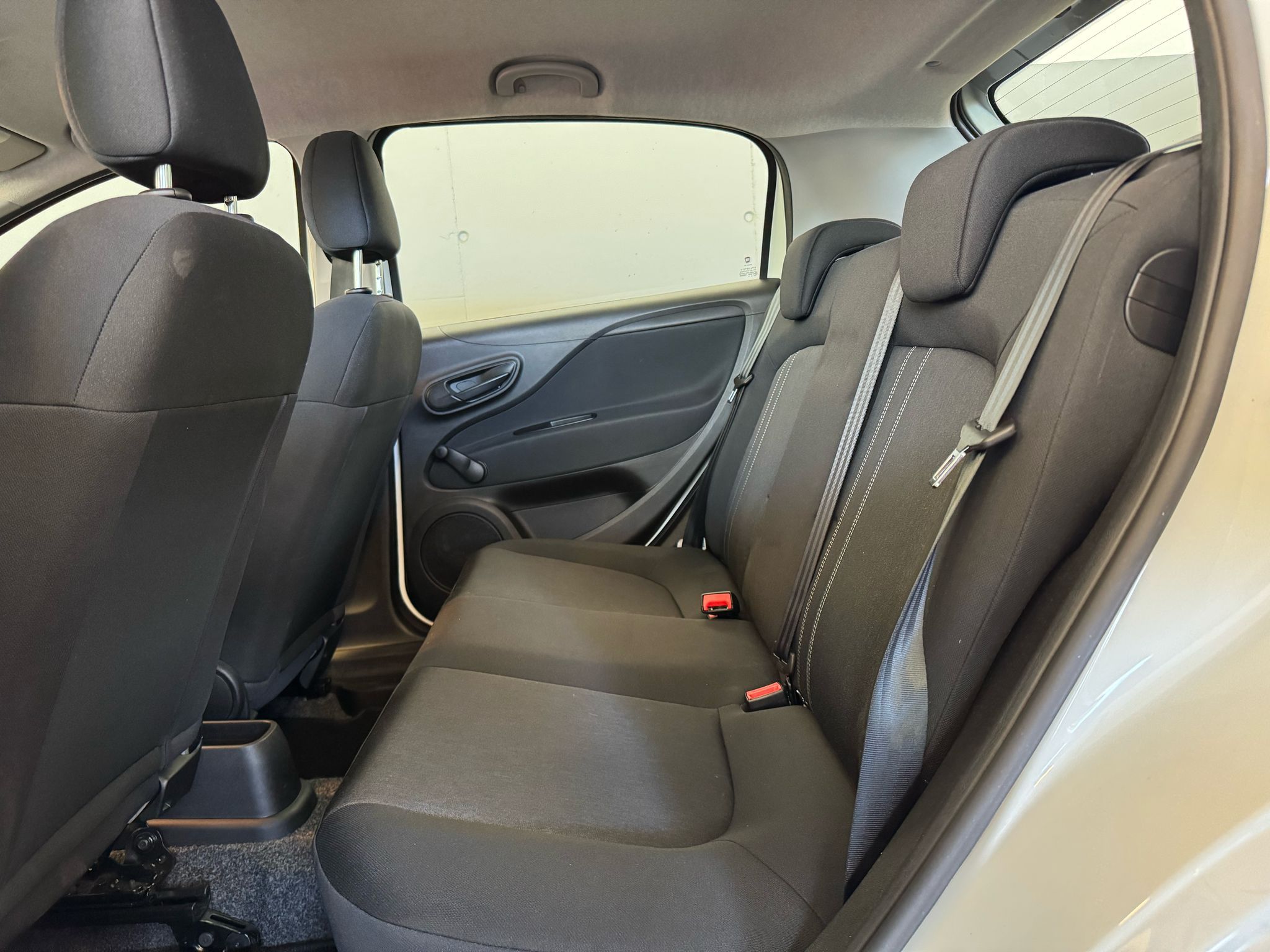 Fiat Punto 1.2 Weiss (12)