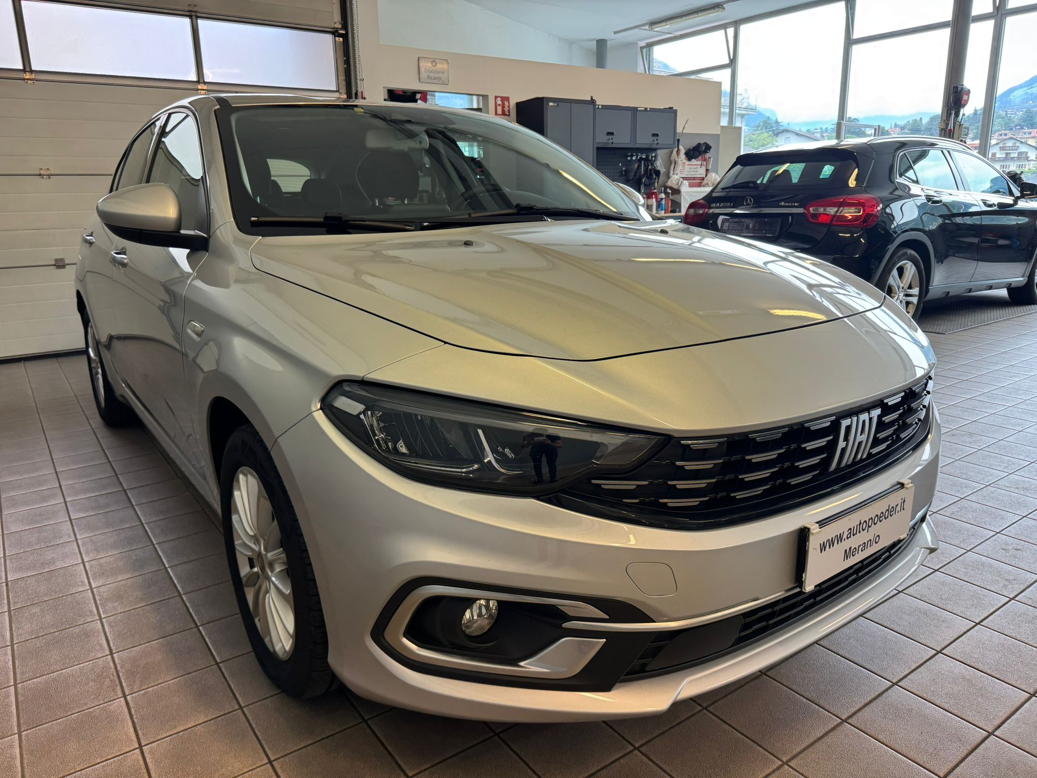Fiat Tipo 1.3 MJT Silbertt (2)
