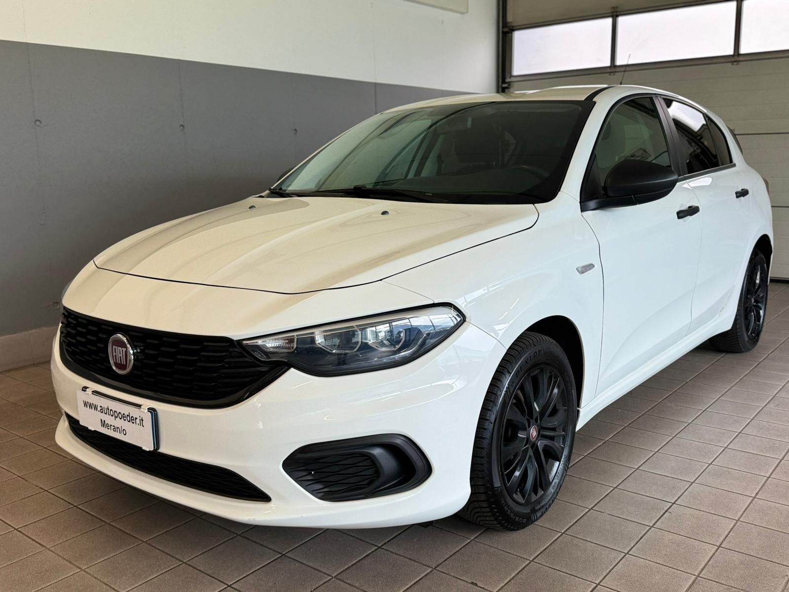 Fiat Tipo 1.4 Street (1)