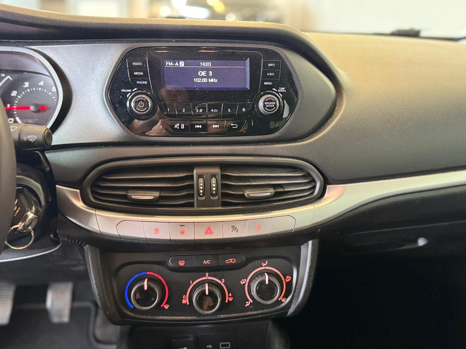 Fiat Tipo 1.4 Street (14)