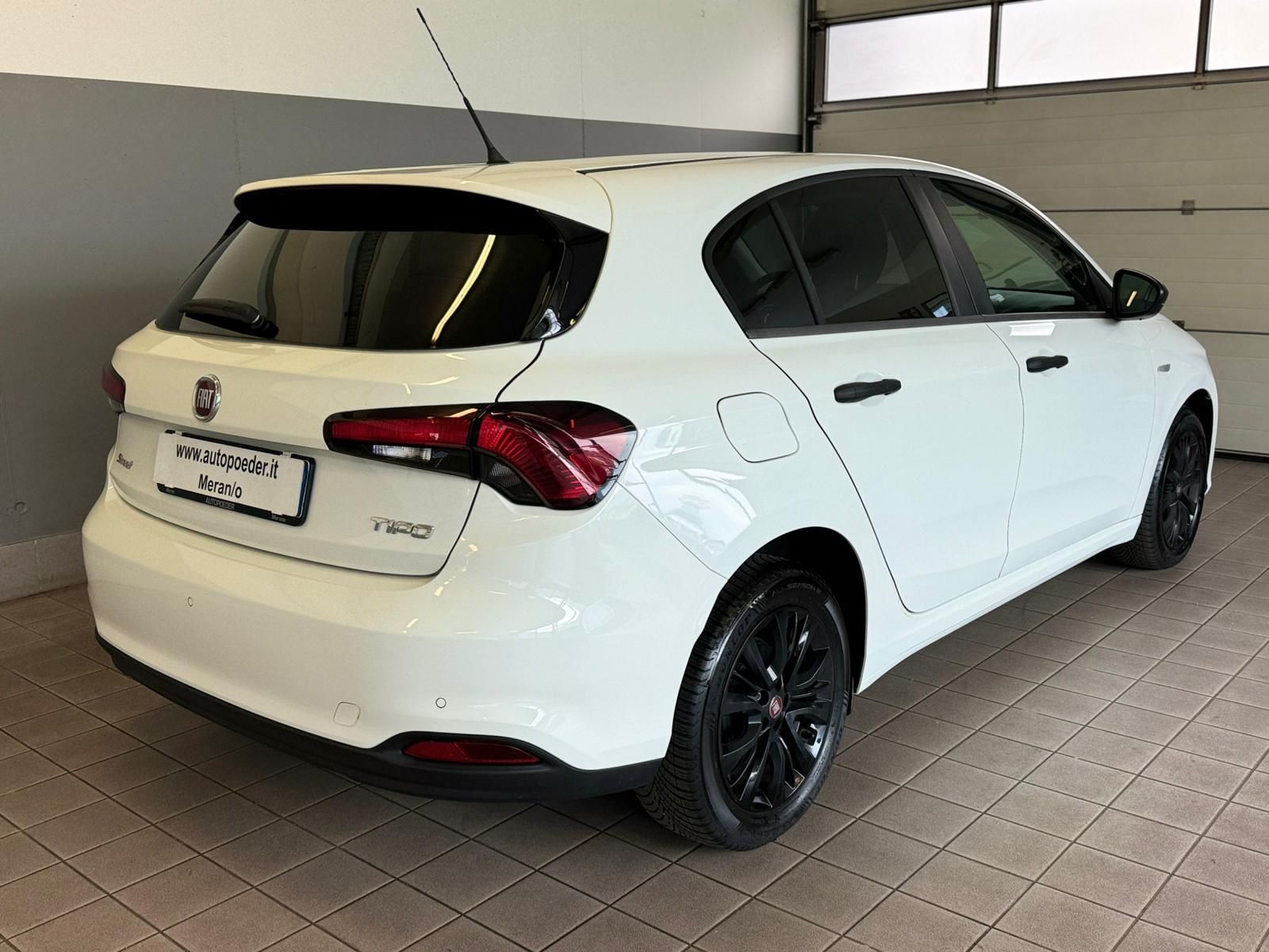 Fiat Tipo 1.4 Street (5)