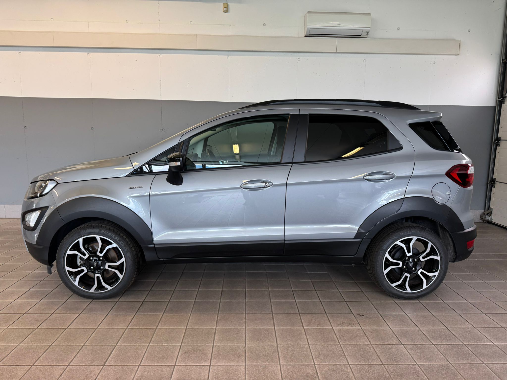 Ford EcoSport 1.0 Active silber (8)