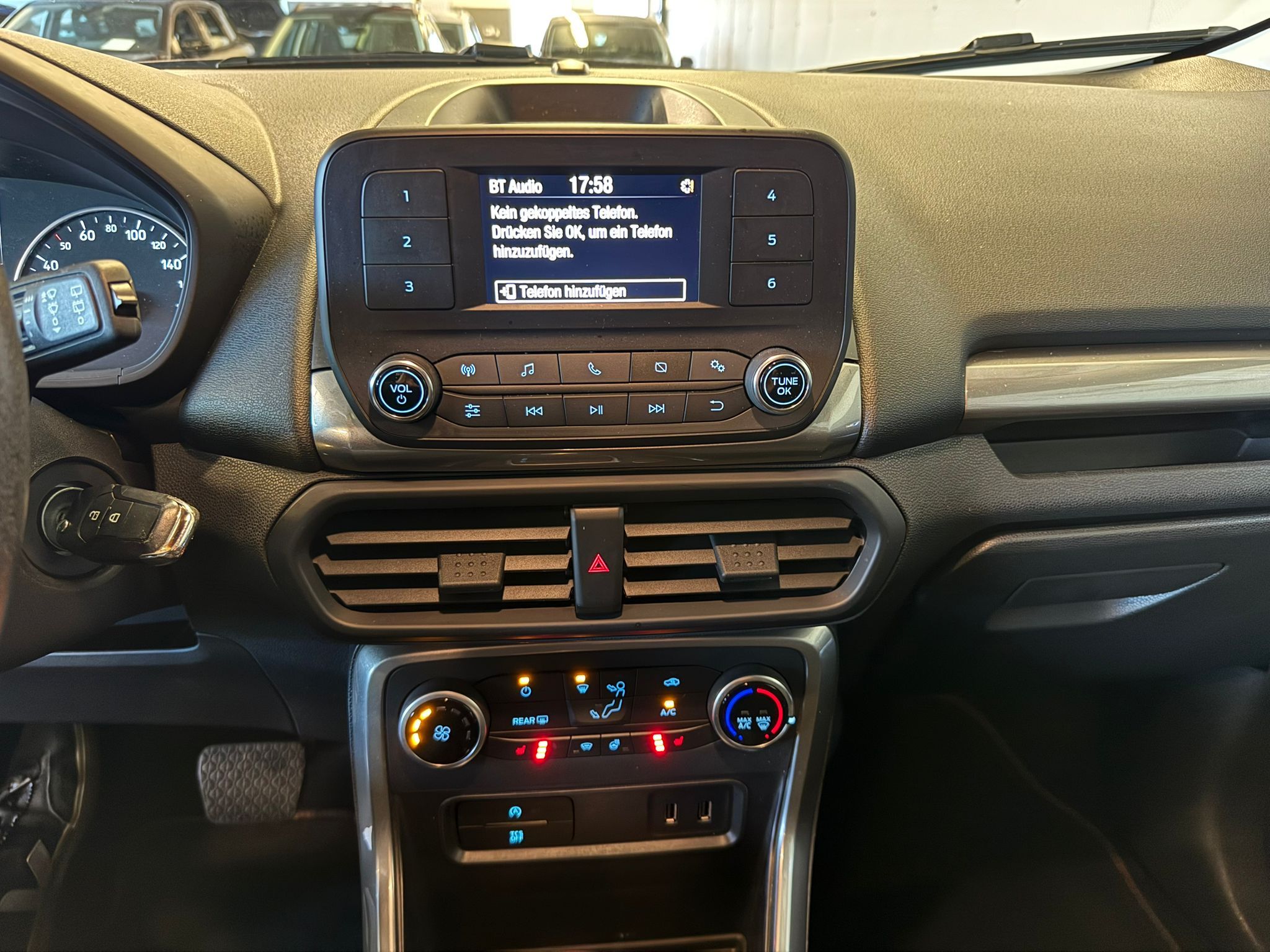 ford ecosport automatik weis ahk (11)