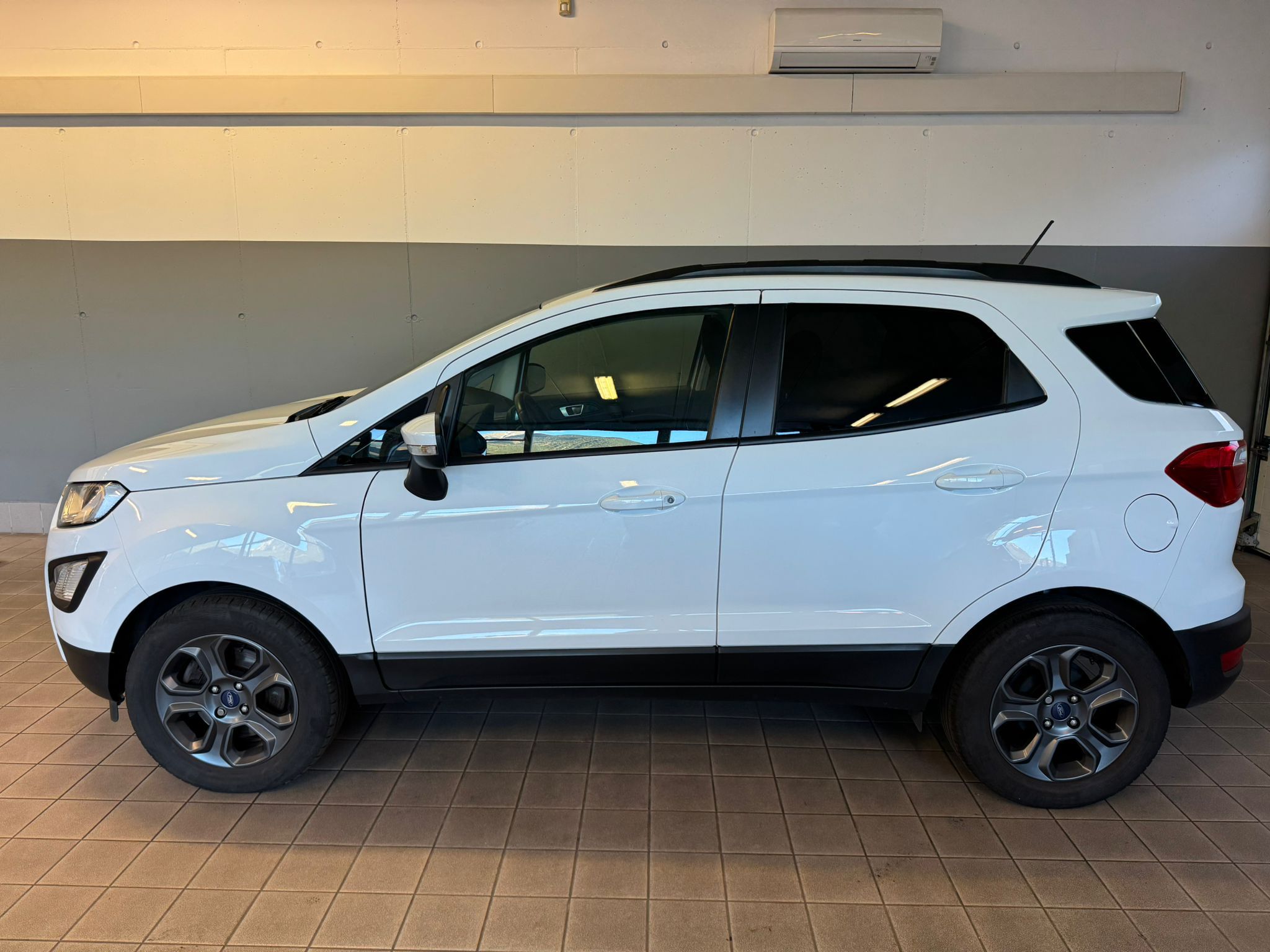 ford ecosport automatik weis ahk (4)