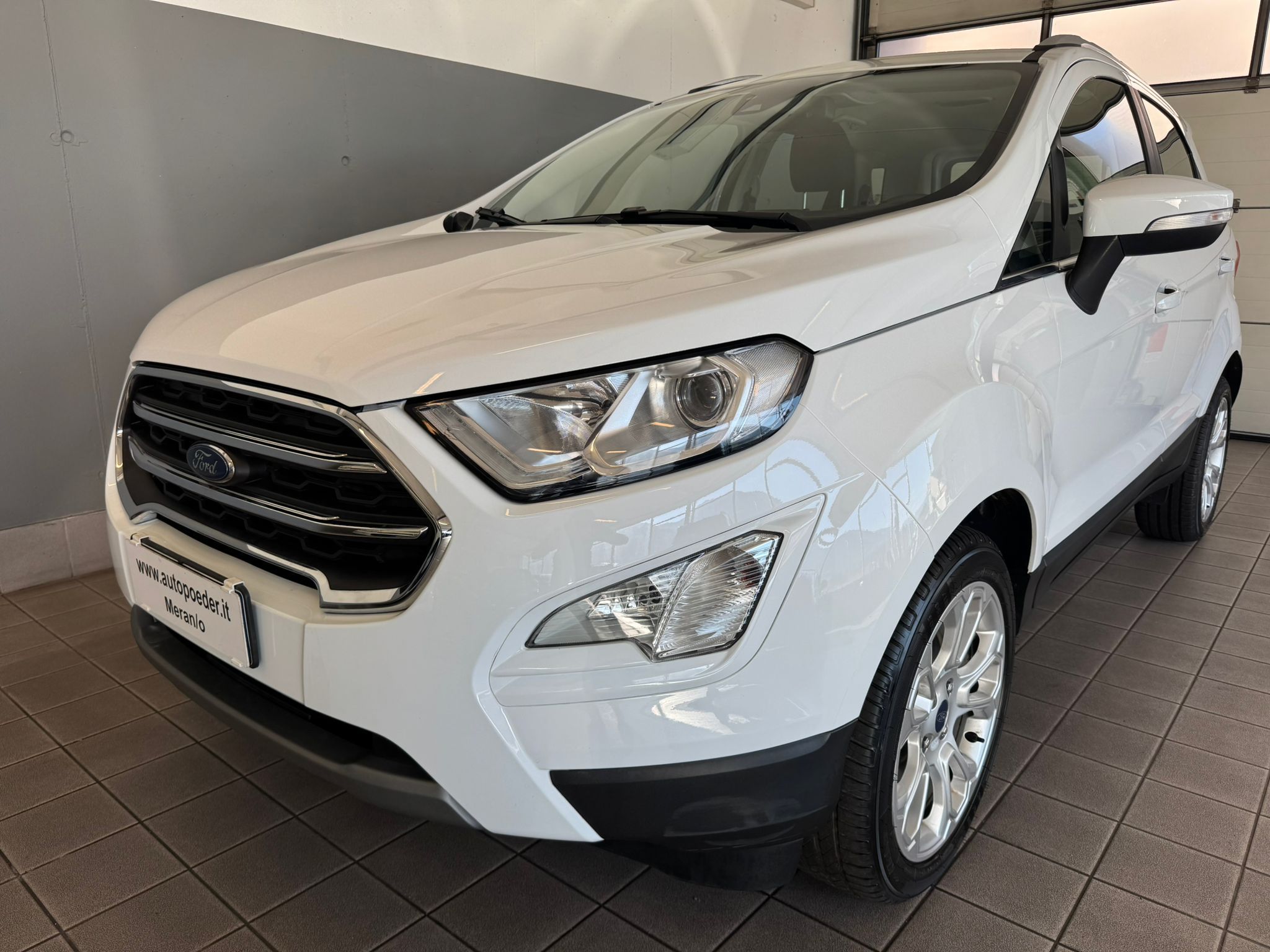 Ford EcoSport weiss 1 (1)