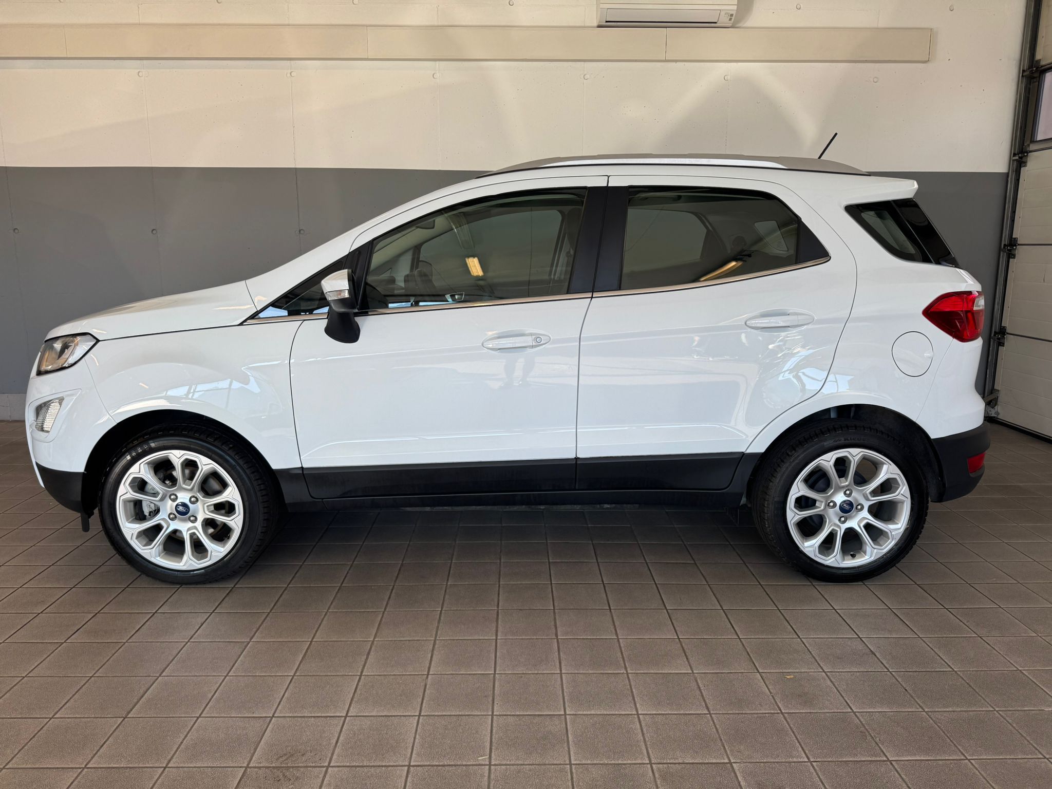 Ford EcoSport weiss 1 (5)
