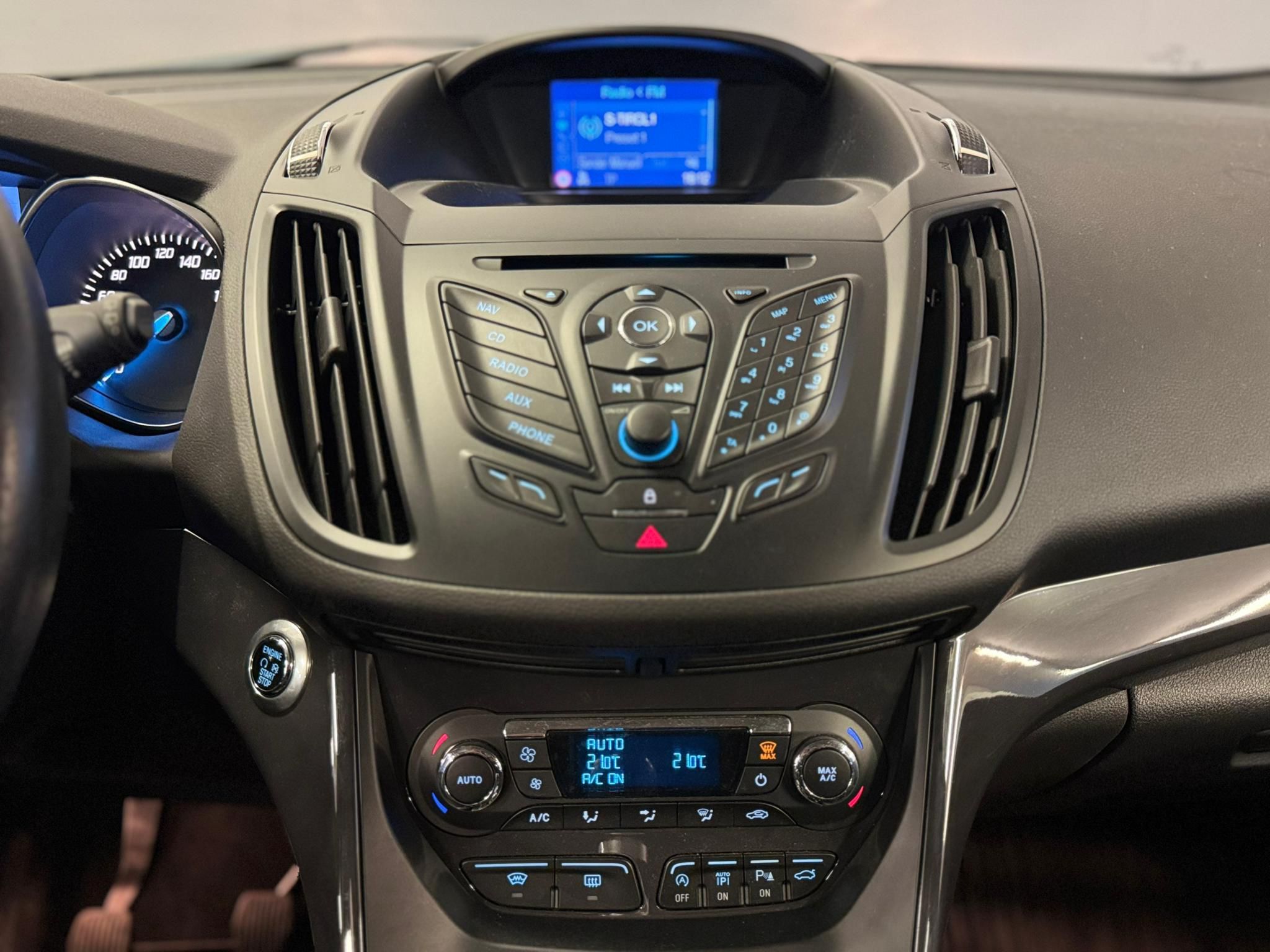 Ford Kuga baujahr 2015 2.0tdci (12)