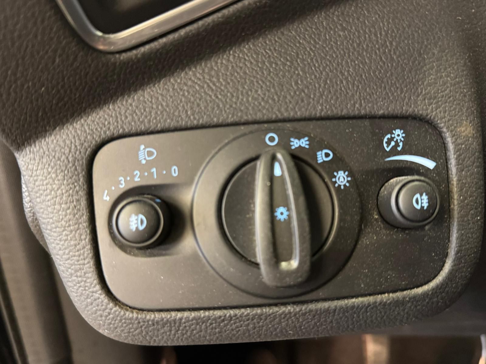 Ford Kuga baujahr 2015 2.0tdci (14)