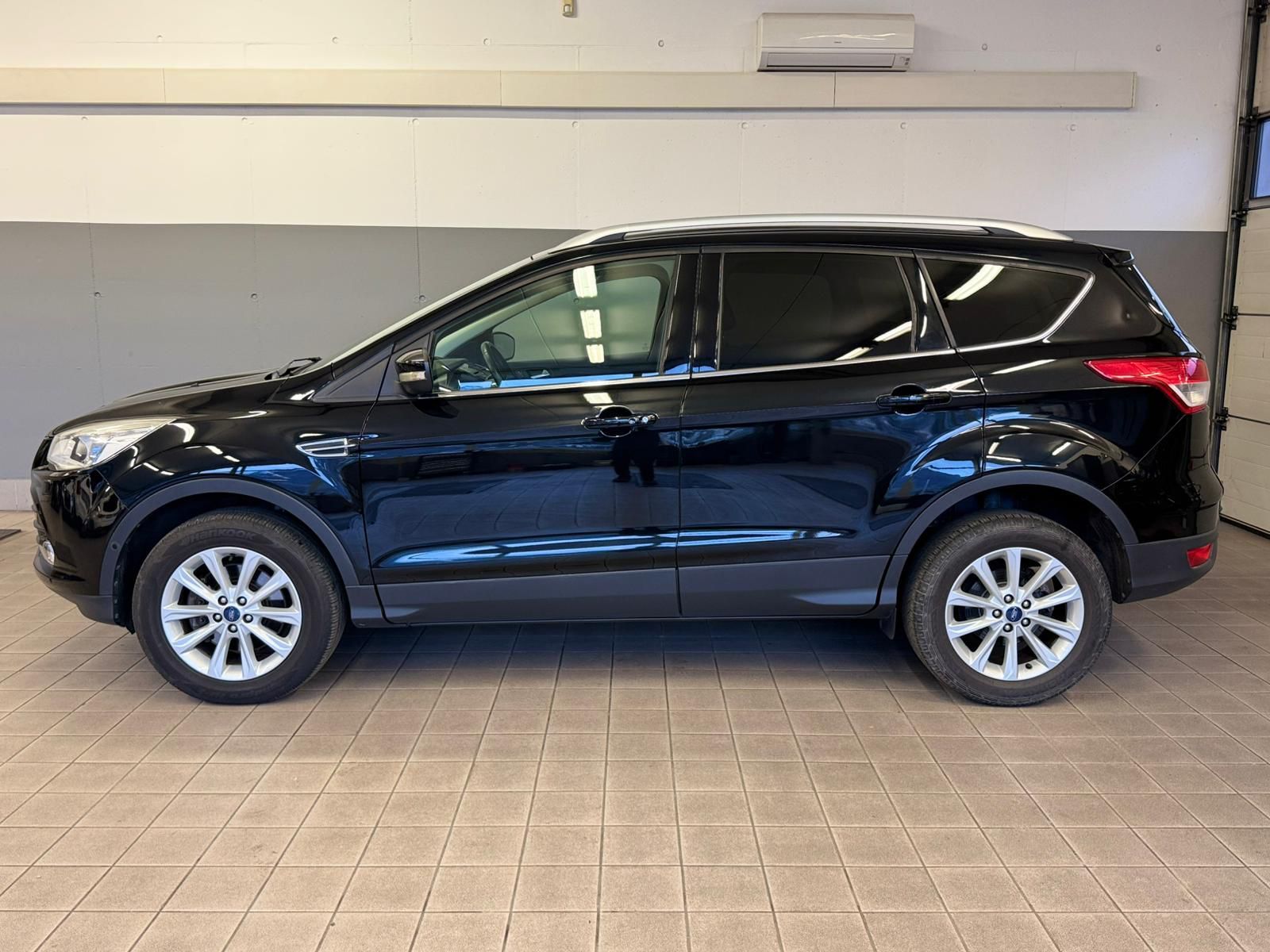 Ford Kuga baujahr 2015 2.0tdci (8)
