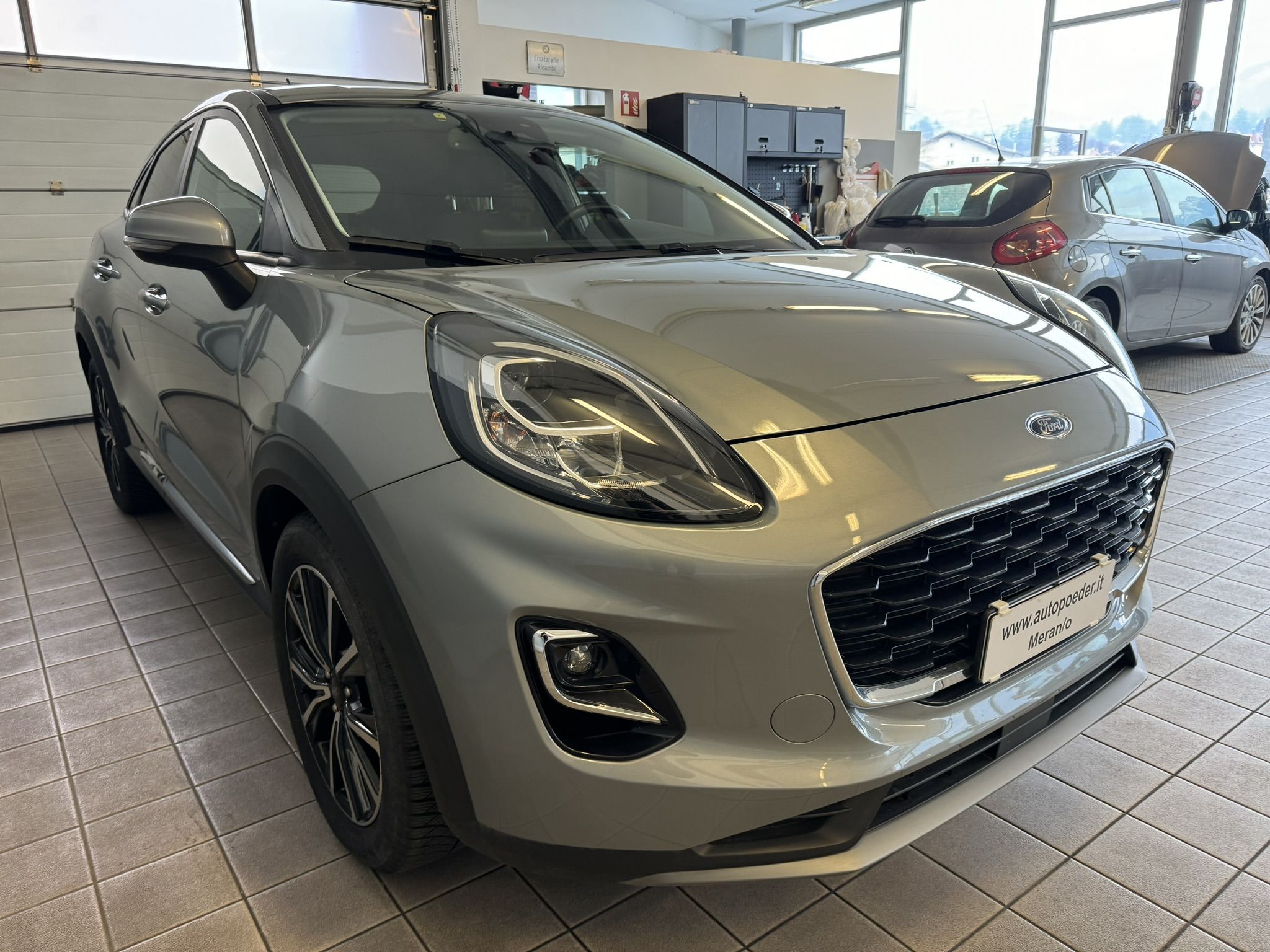 Ford Puma 1.0 Hellgrau (2)