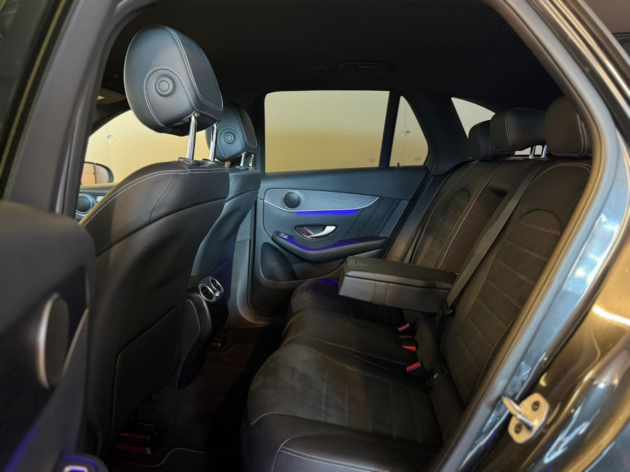 GLC 220D Neues model Schwarz grau (14)