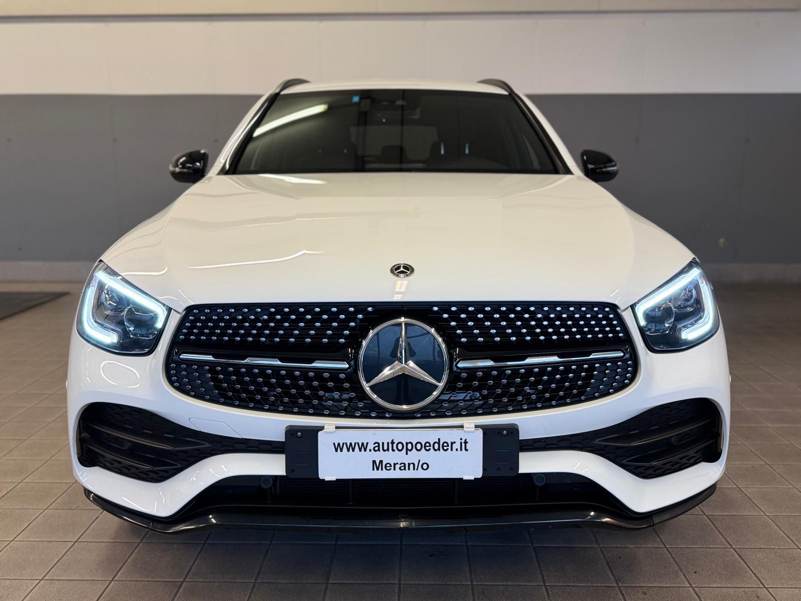 GLC 300D Weiss (4)