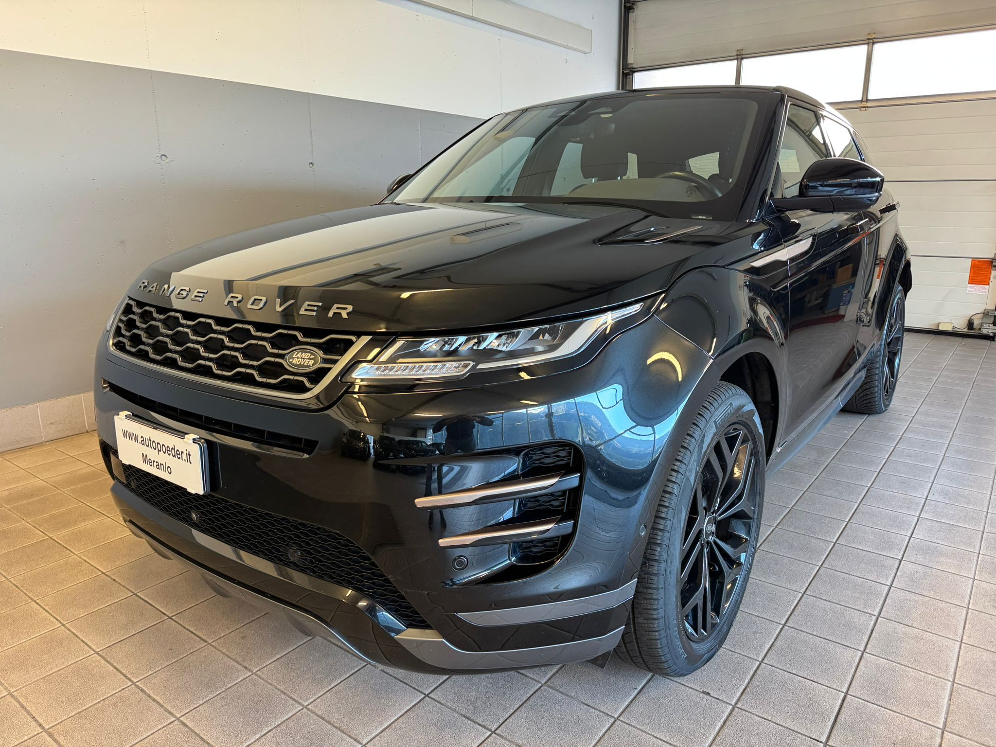 land rover (1)