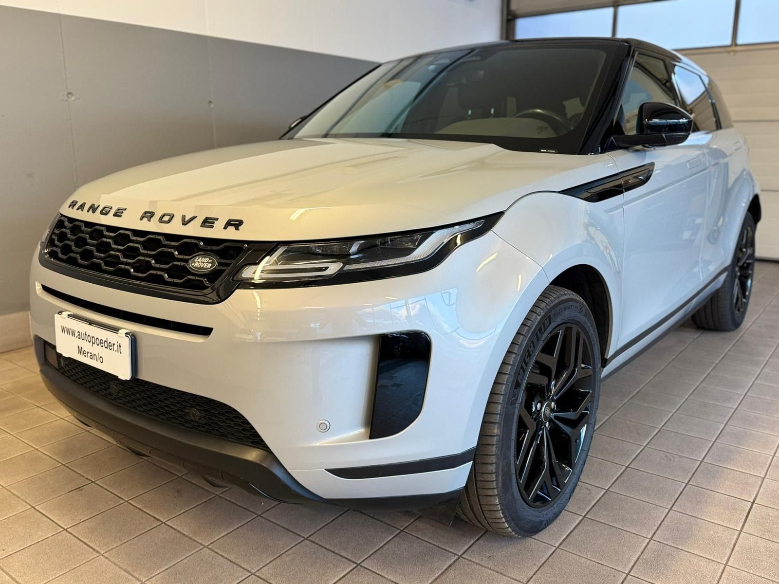 Land Rover Range Rover Evoque (1)