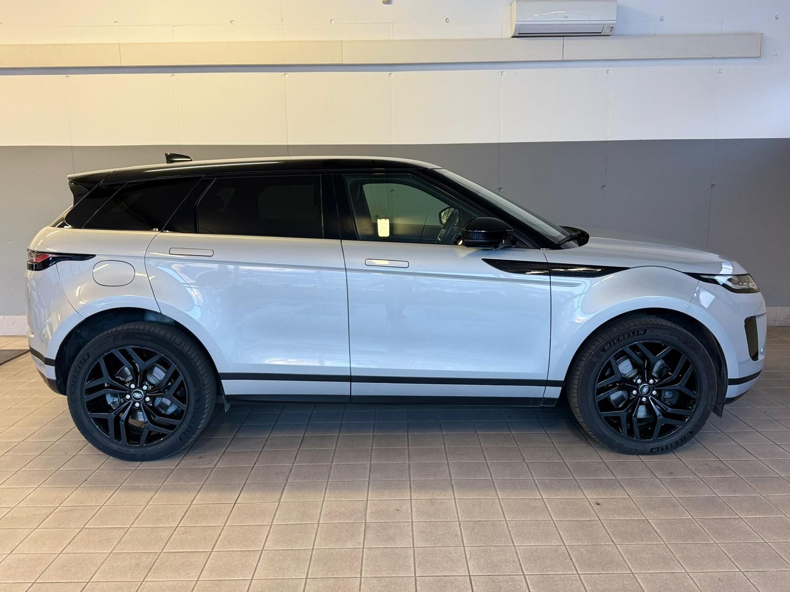 Land Rover Range Rover Evoque (6)