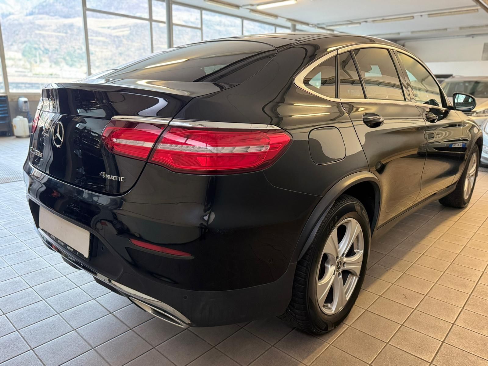 Mercedes Benz GLC Coupe 3 (3)