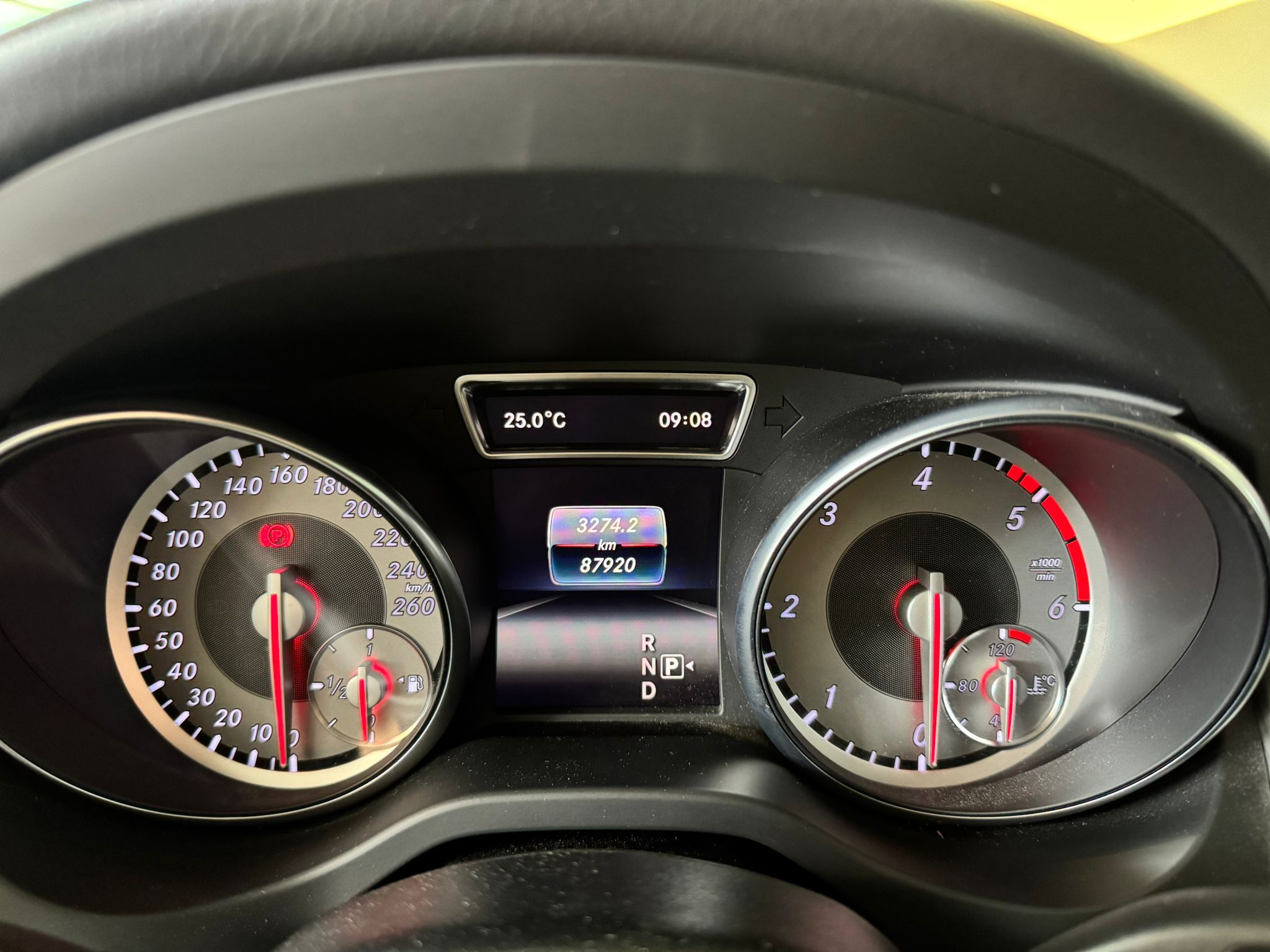 Mercedes GLA 220 Schwarz (10)