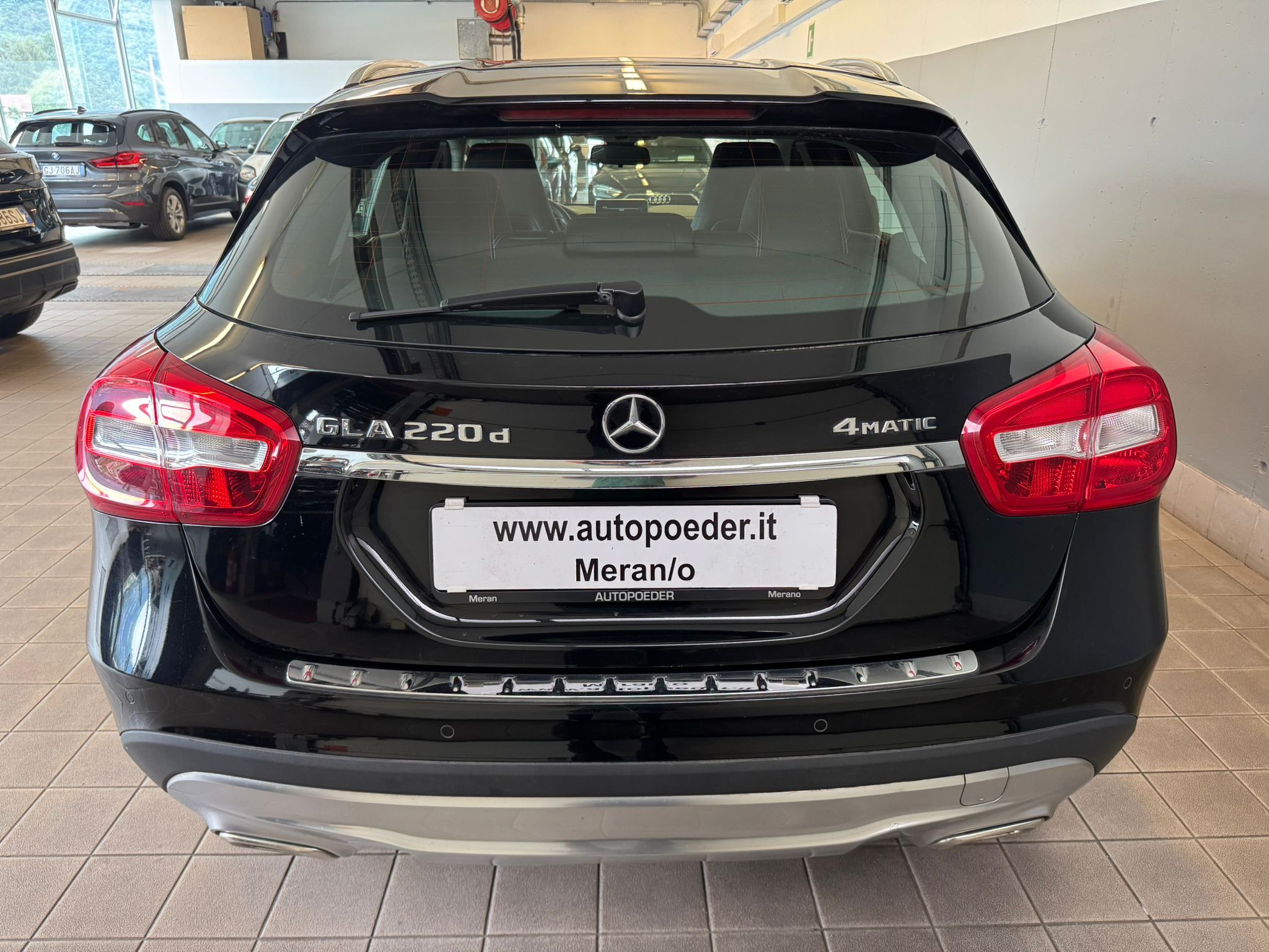 Mercedes GLA 220 Schwarz (7)